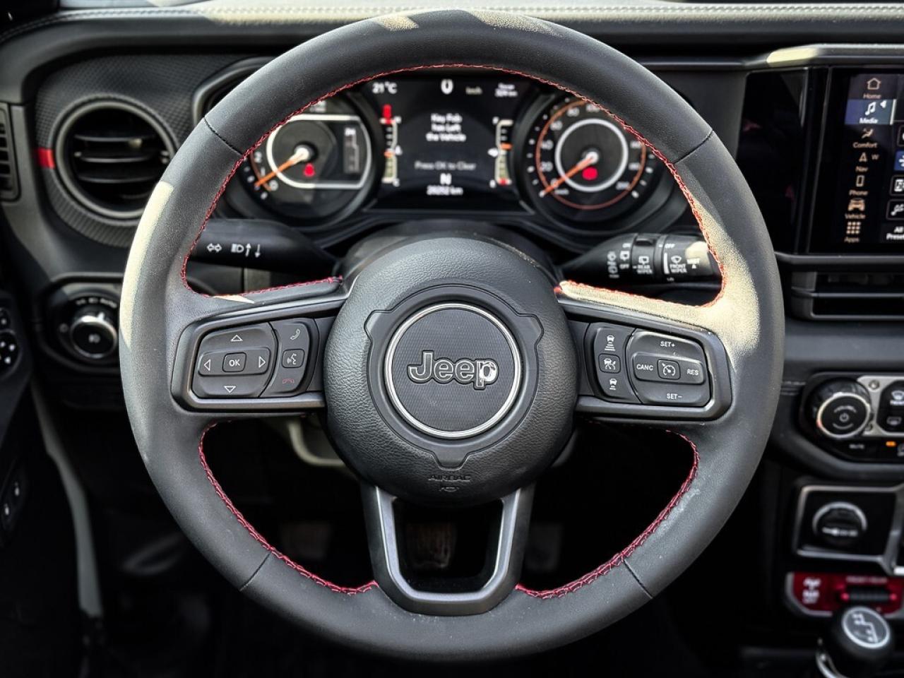 2024 Jeep Wrangler Rubicon   6-SPEED   SKY TOP   ALPINE AUDIO   HEATE Photo