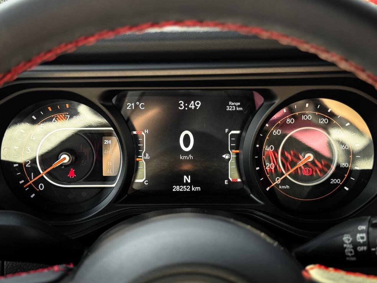 2024 Jeep Wrangler Rubicon   6-SPEED   SKY TOP   ALPINE AUDIO   HEATE Photo