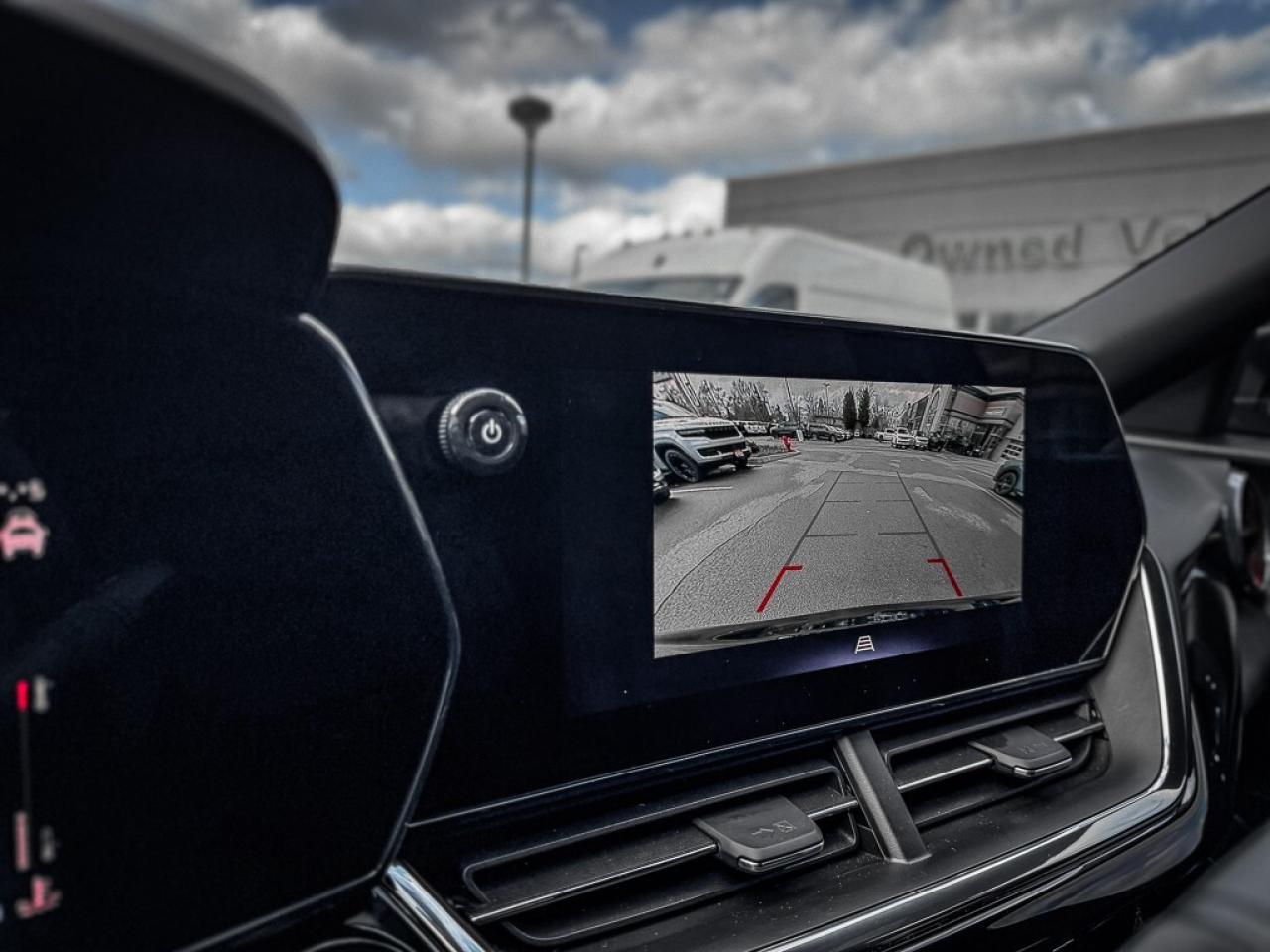 2025 Chevrolet Trax 2RS   REMOTE START   CARPLAY   HEATED SEATS Photo