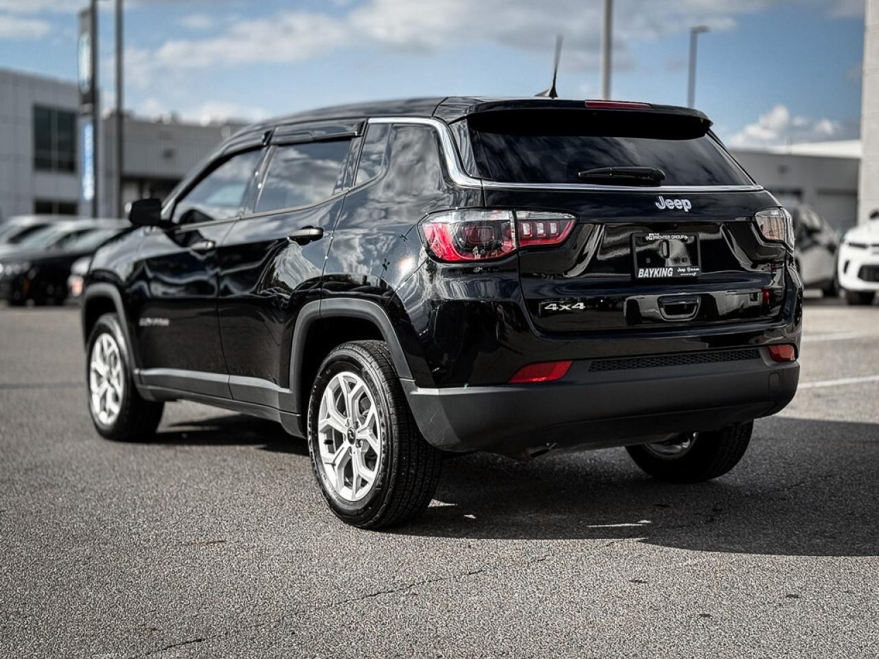 2025 Jeep Compass Sport   HEATED SEATS   LANE KEEP   CARPLAY Photo