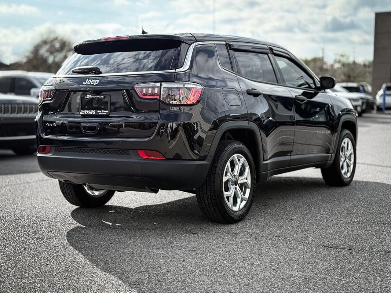 2025 Jeep Compass Sport   HEATED SEATS   LANE KEEP   CARPLAY Photo