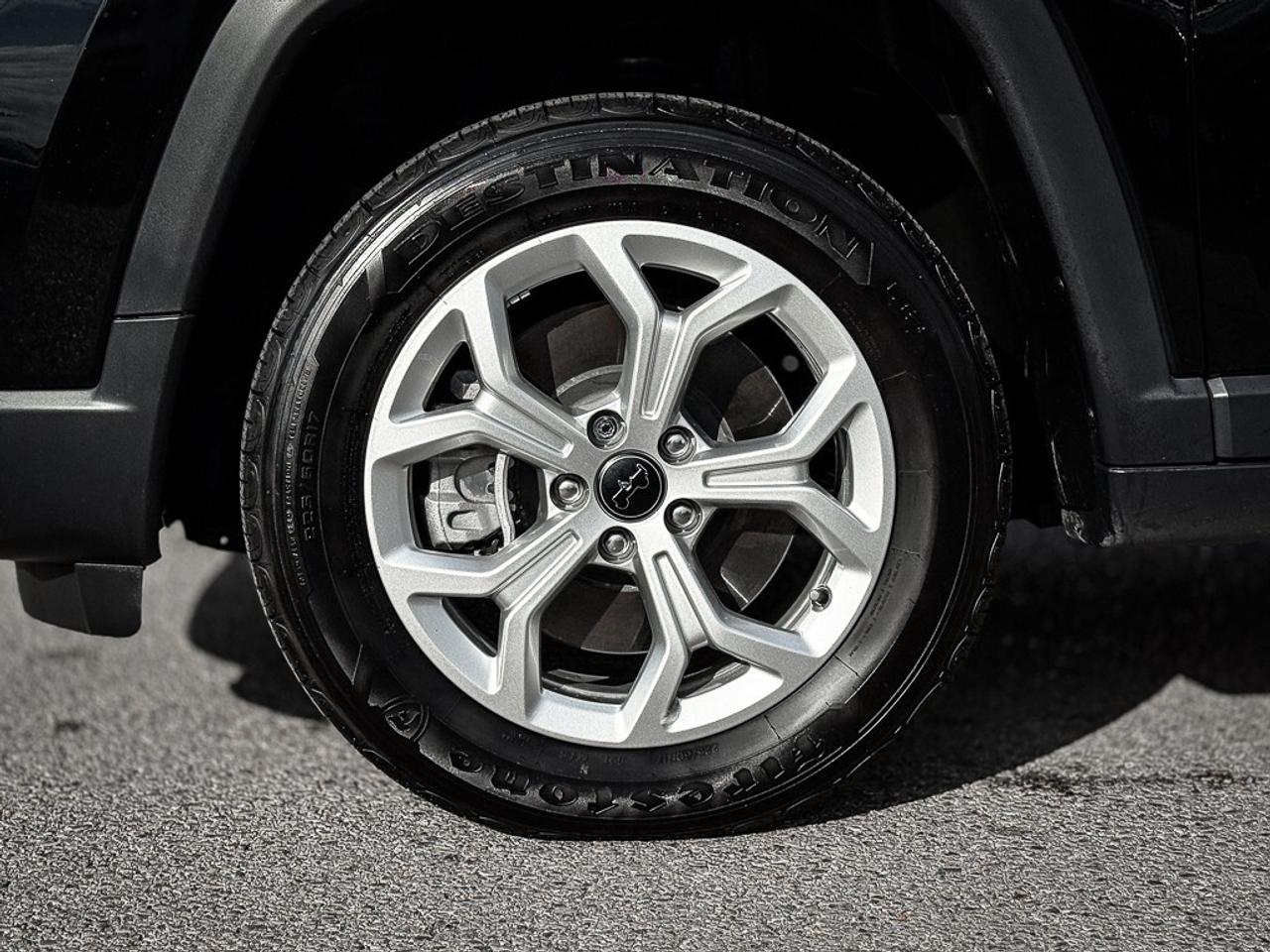 2025 Jeep Compass Sport   HEATED SEATS   LANE KEEP   CARPLAY Photo