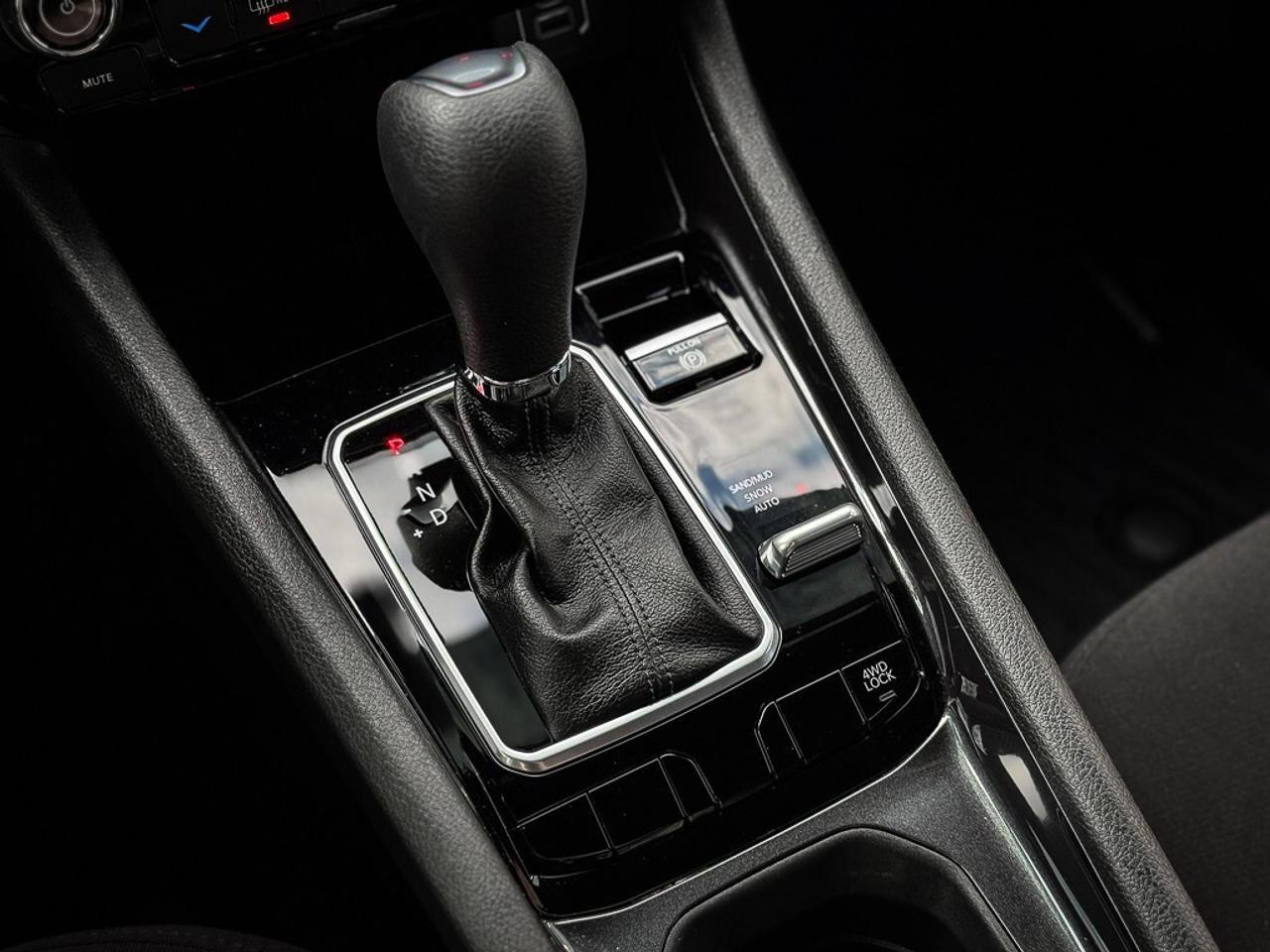 2025 Jeep Compass Sport   HEATED SEATS   LANE KEEP   CARPLAY Photo