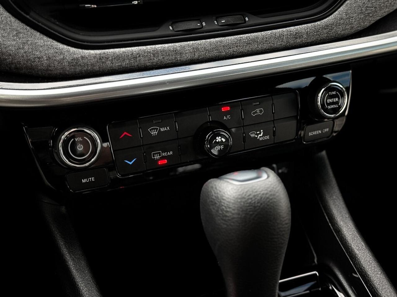 2025 Jeep Compass Sport   HEATED SEATS   LANE KEEP   CARPLAY Photo