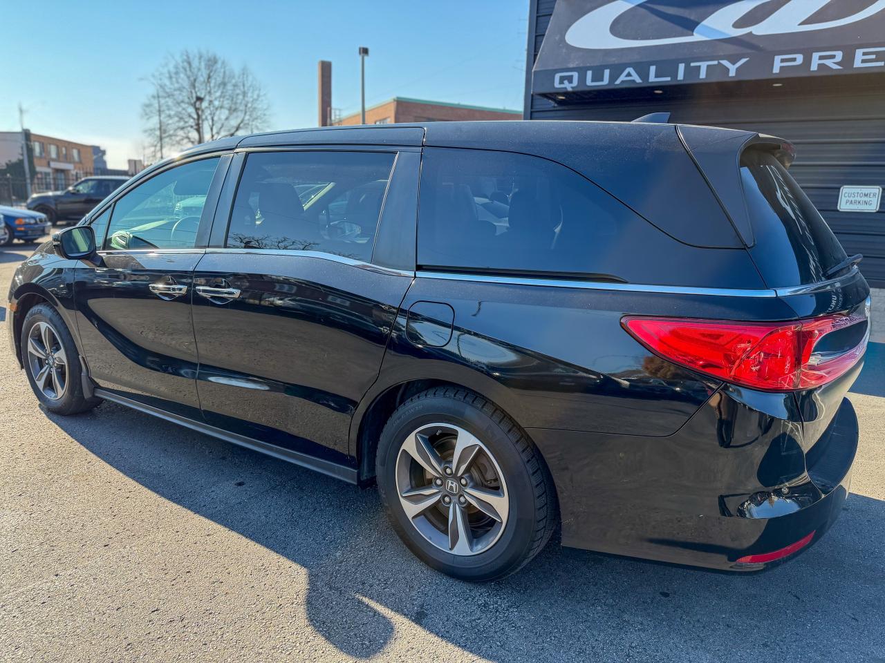 2019 Honda Odyssey EX/8 PASS/LOW KM/P. SLIDING DOORS/REMOTE/ROOF/ECON Photo