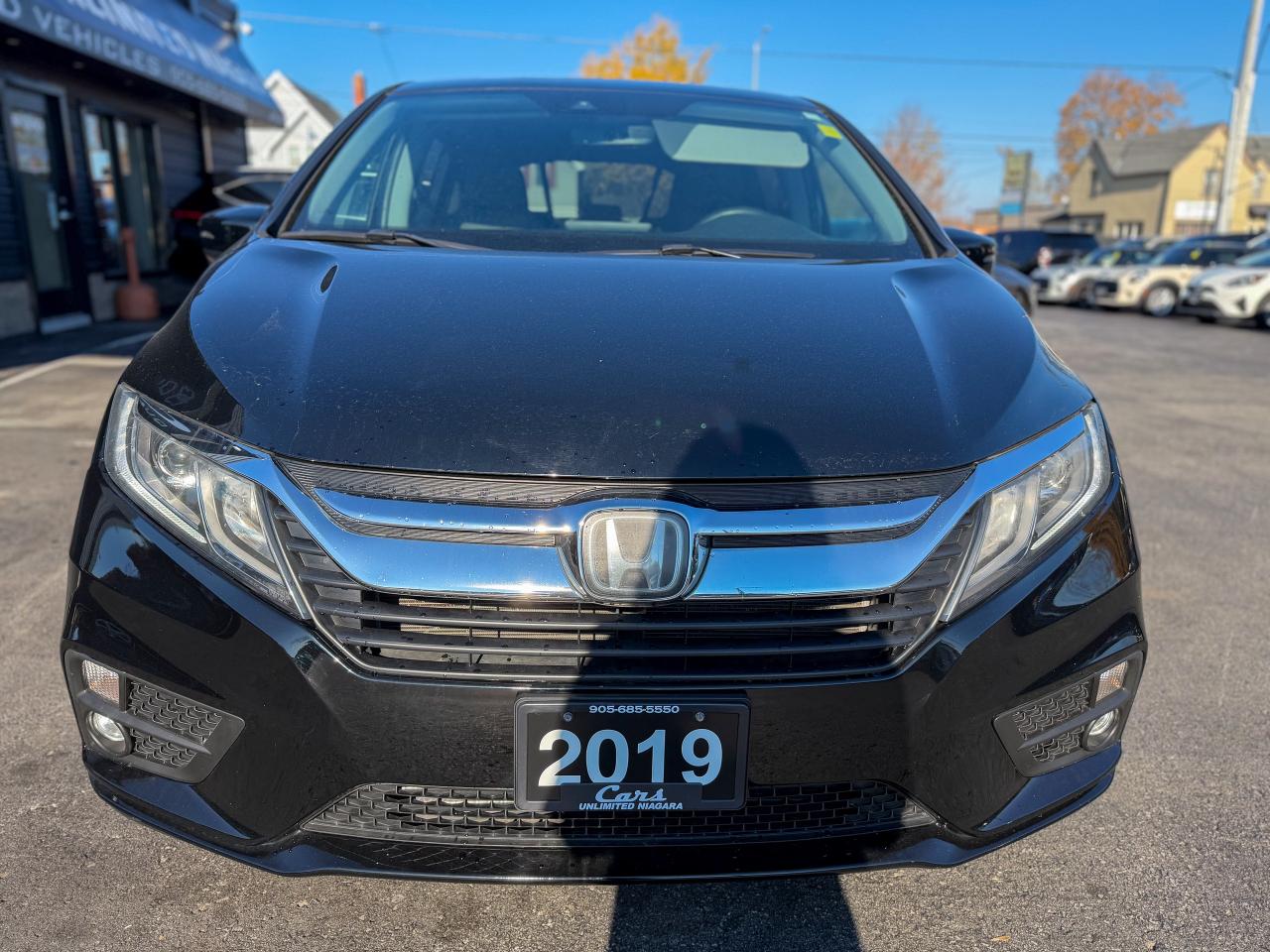 2019 Honda Odyssey EX/8 PASS/LOW KM/NO ACCIDENTS/CAMERA/REMOTE/ROOF Photo