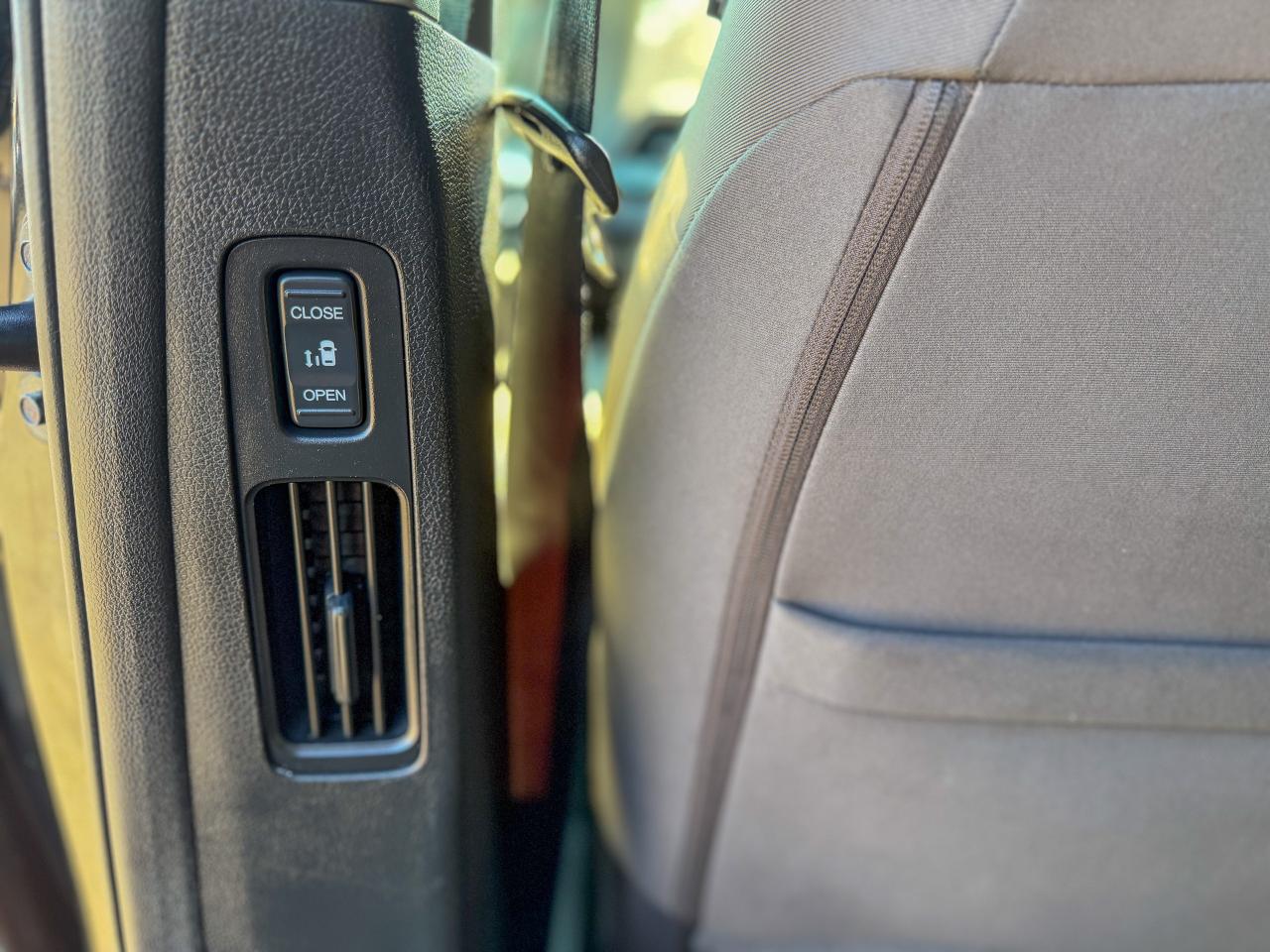 2019 Honda Odyssey EX/8 PASS/LOW KM/P. SLIDING DOORS/REMOTE/ROOF/ECON Photo