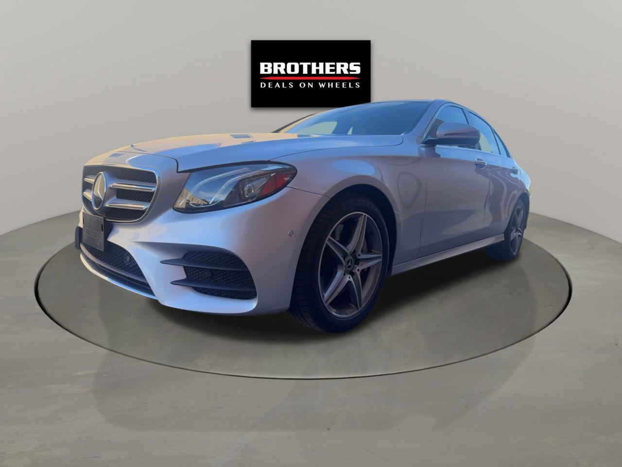 2018 Mercedes-Benz E-Class E 300 4MATIC Sedan Accident Free Photo