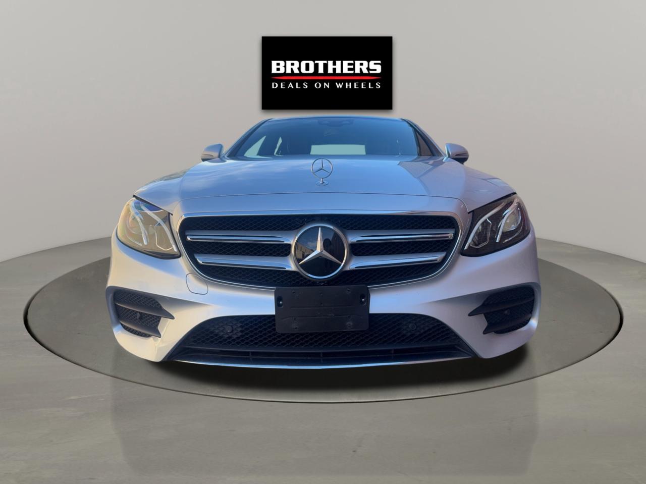 2018 Mercedes-Benz E-Class E 300 4MATIC Sedan Accident Free Photo