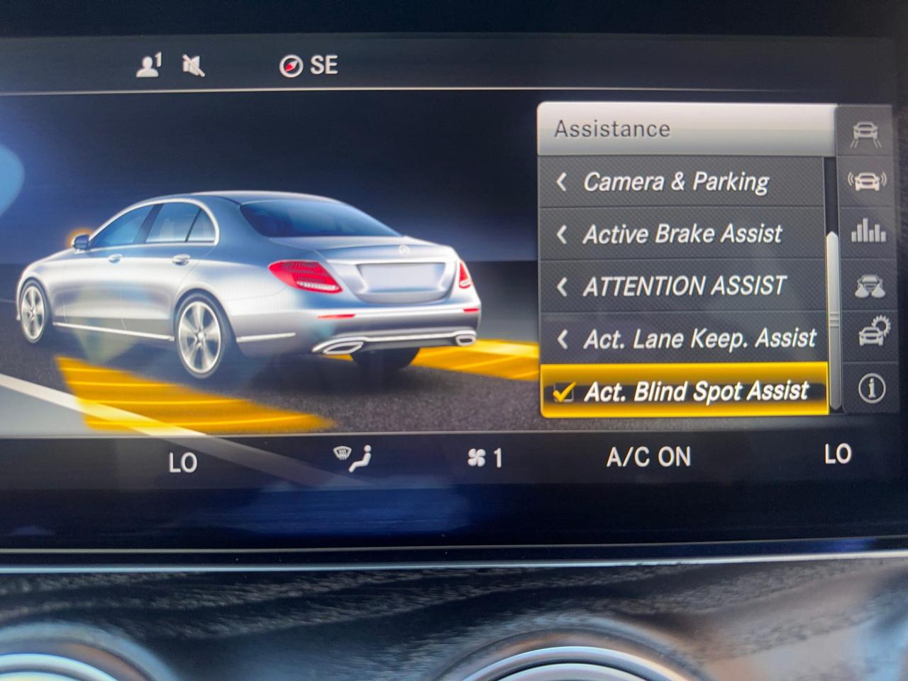 2018 Mercedes-Benz E-Class E 300 4MATIC Sedan Accident Free Photo