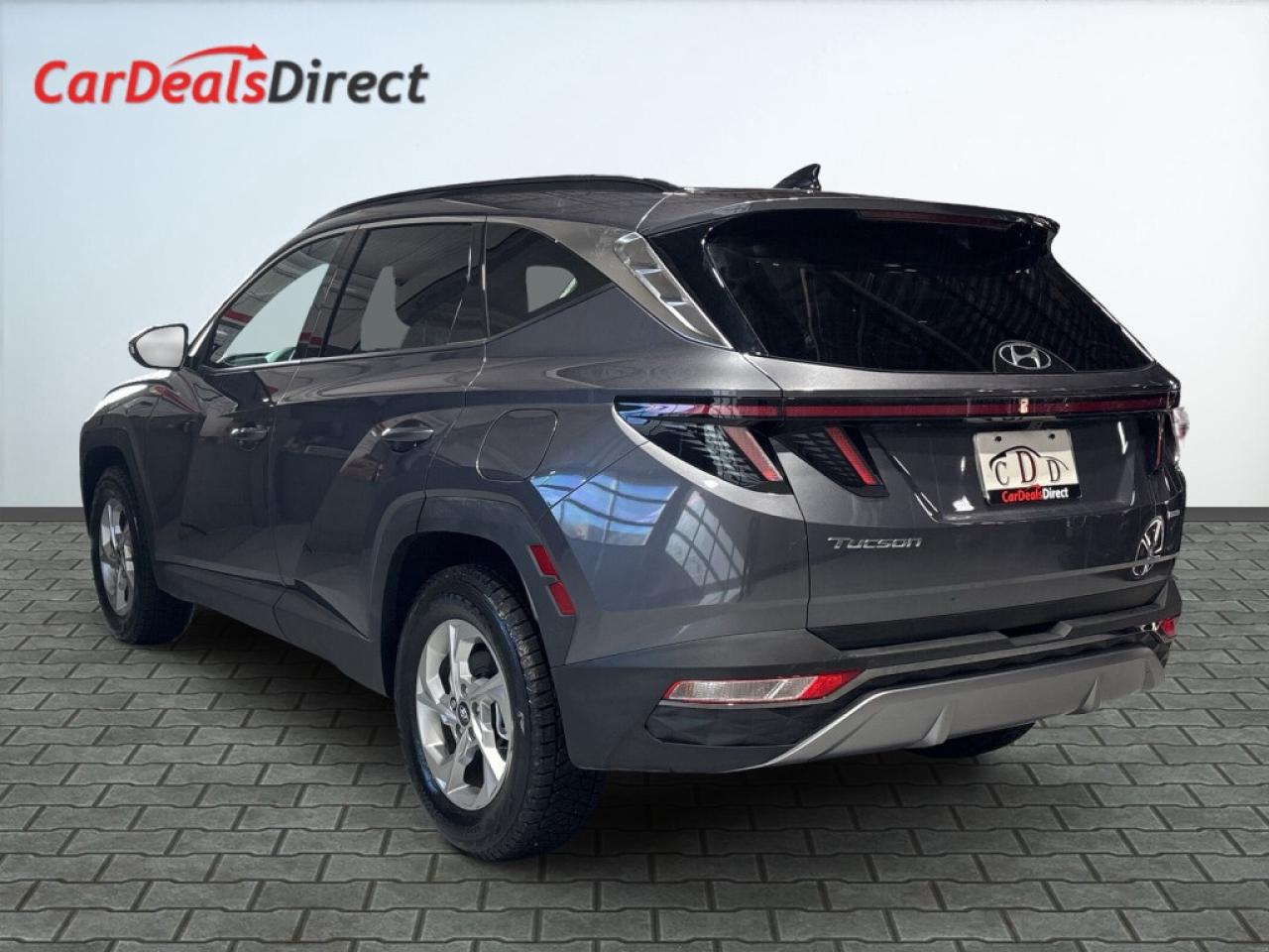 2024 Hyundai Tucson AWD / Panoroof / Leather / NAVI / Heated Seats / B Photo