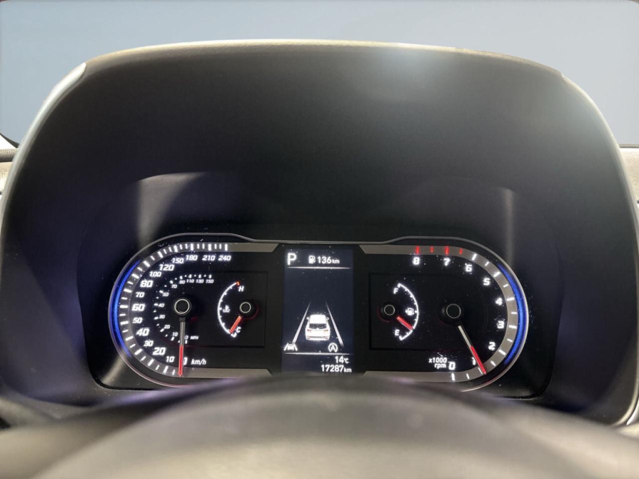 2024 Hyundai Tucson AWD / Panoroof / Leather / NAVI / Heated Seats / B Photo