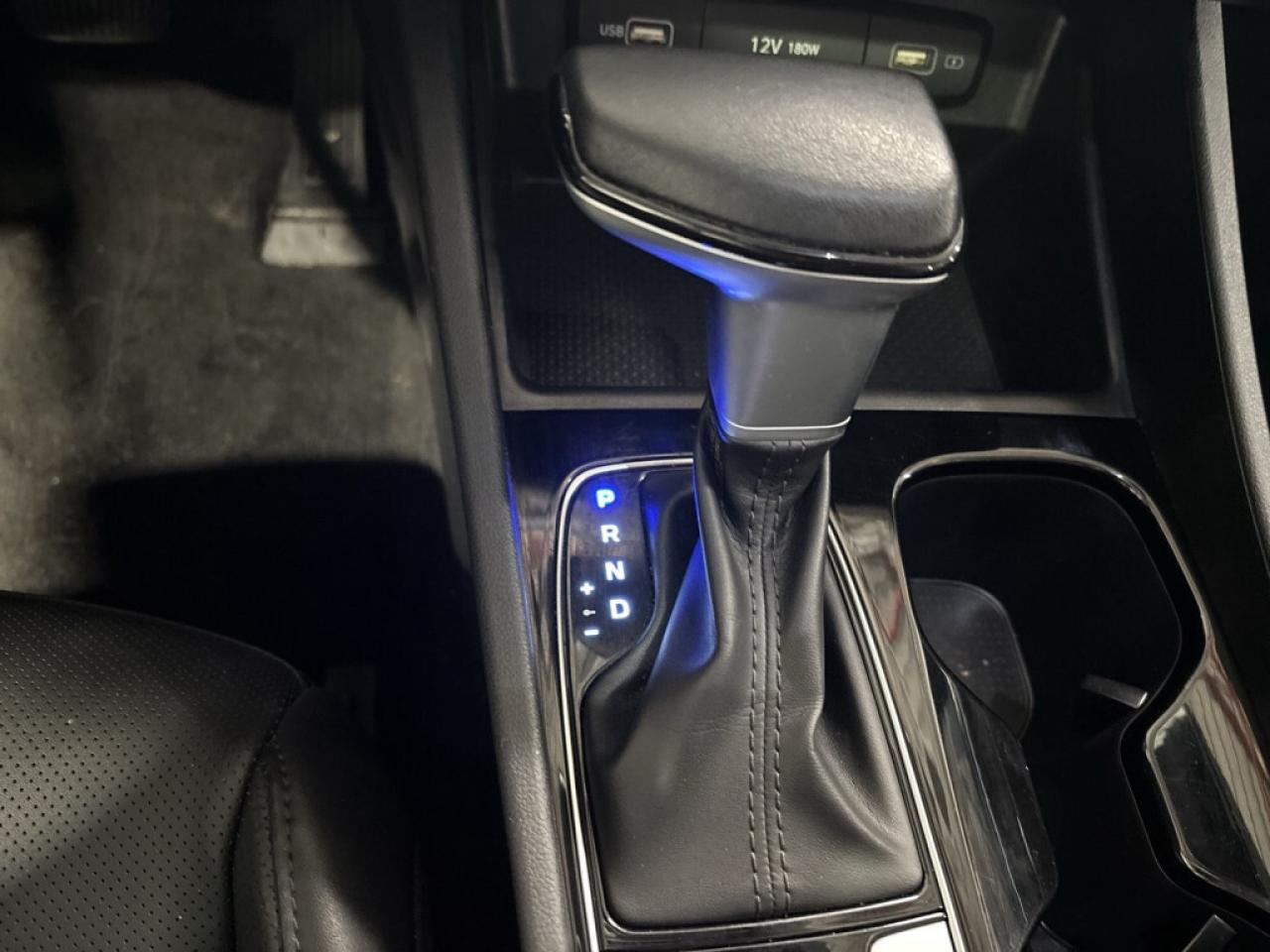 2024 Hyundai Tucson AWD / Panoroof / Leather / NAVI / Heated Seats / B Photo