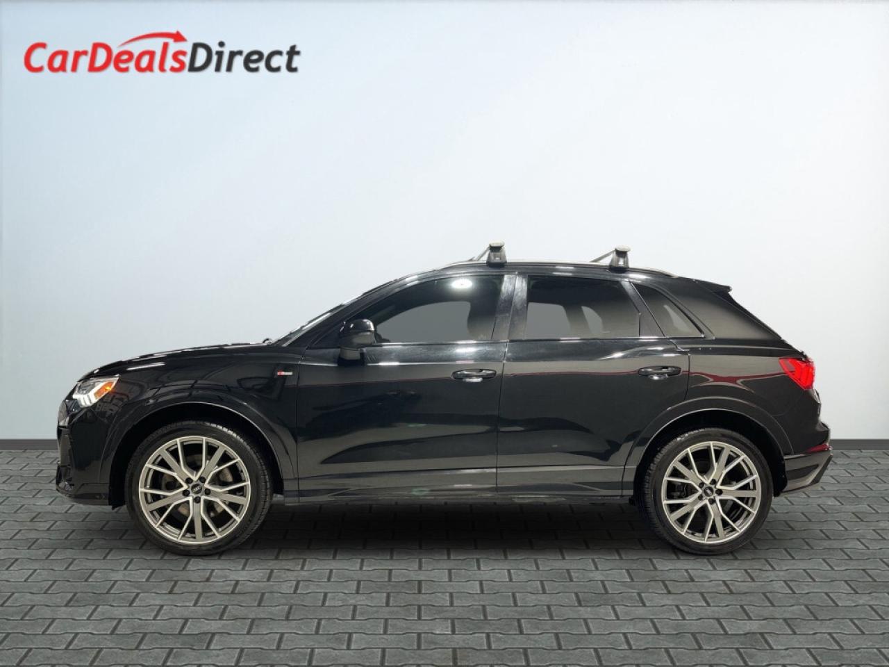 2020 Audi Q3 Technik S LIne quattro / PanoRoof / NAVI / B Cam / Photo