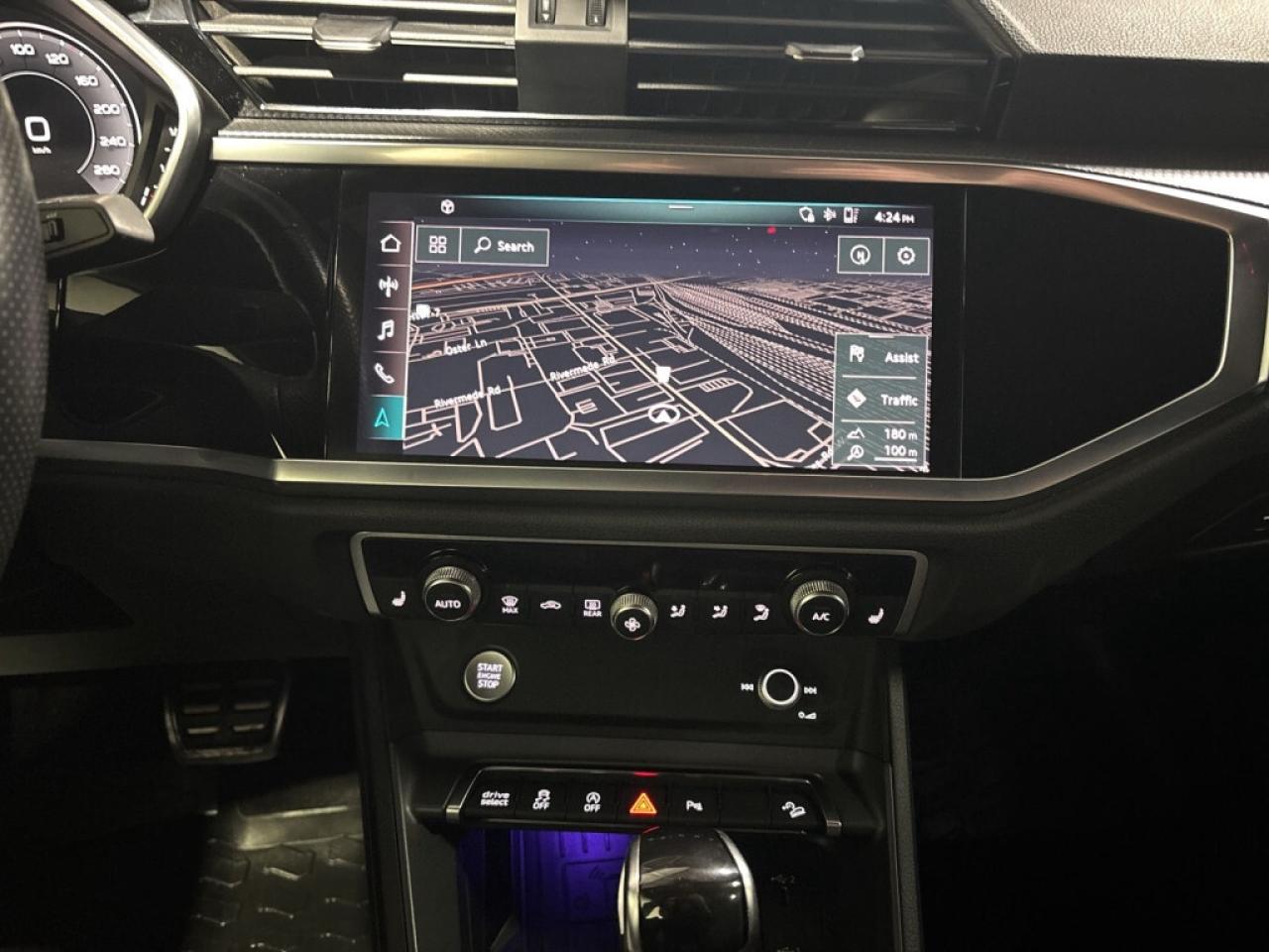 2020 Audi Q3 Technik S LIne quattro / PanoRoof / NAVI / B Cam / Photo