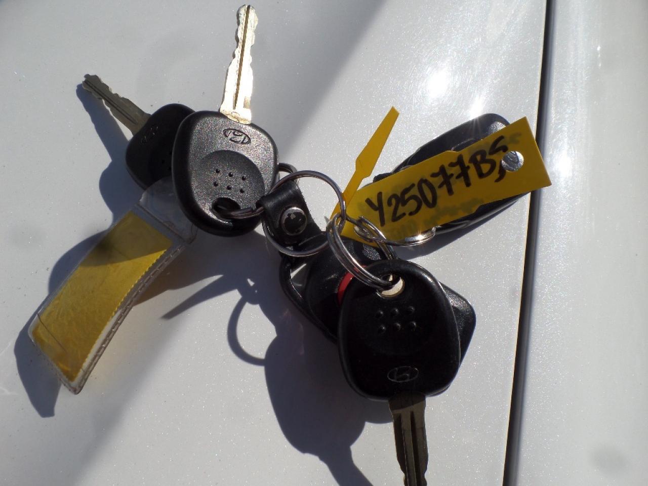 2010 Hyundai Sonata 4dr Sdn I4 Auto GL Photo