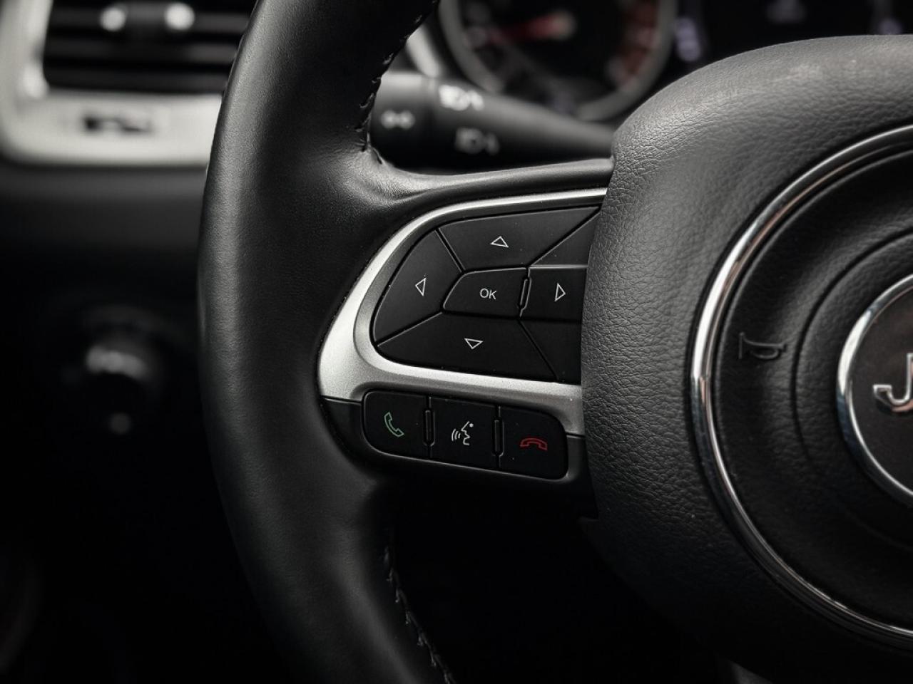 2018 Jeep Compass Sport   REMOTE START   HEATED SEATS   CRUISE CTRL Photo