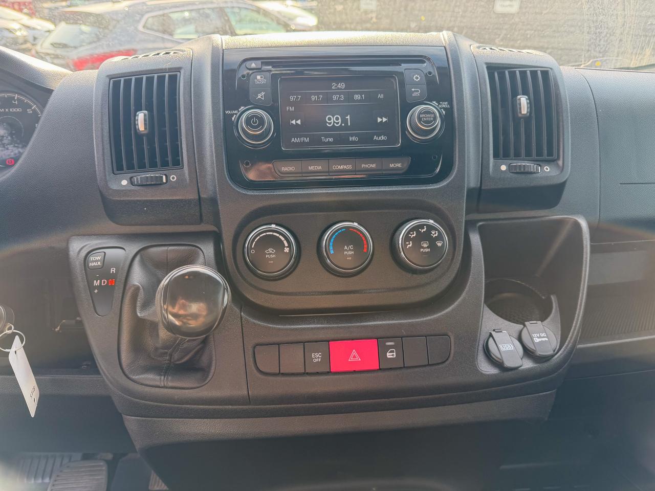 2015 RAM ProMaster Cargo Van 1500 Low Roof 136  WB/ DIESEL/LOW KM/NO ACCIDENTS Photo