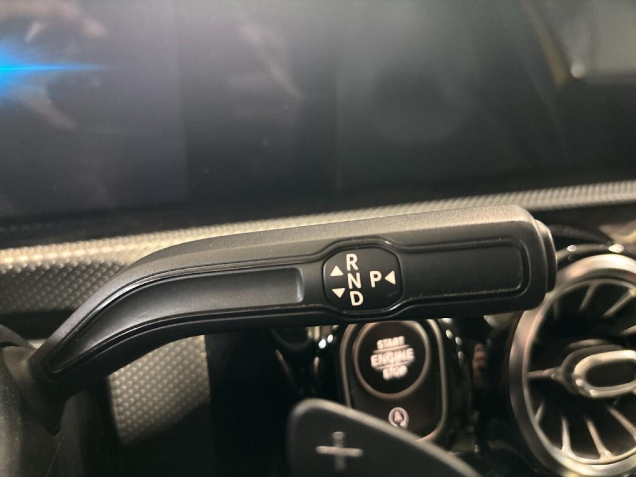 2019 Mercedes-Benz A-Class A 250 4MATIC / AMG Pkg / White Leather / Sunroof / Photo