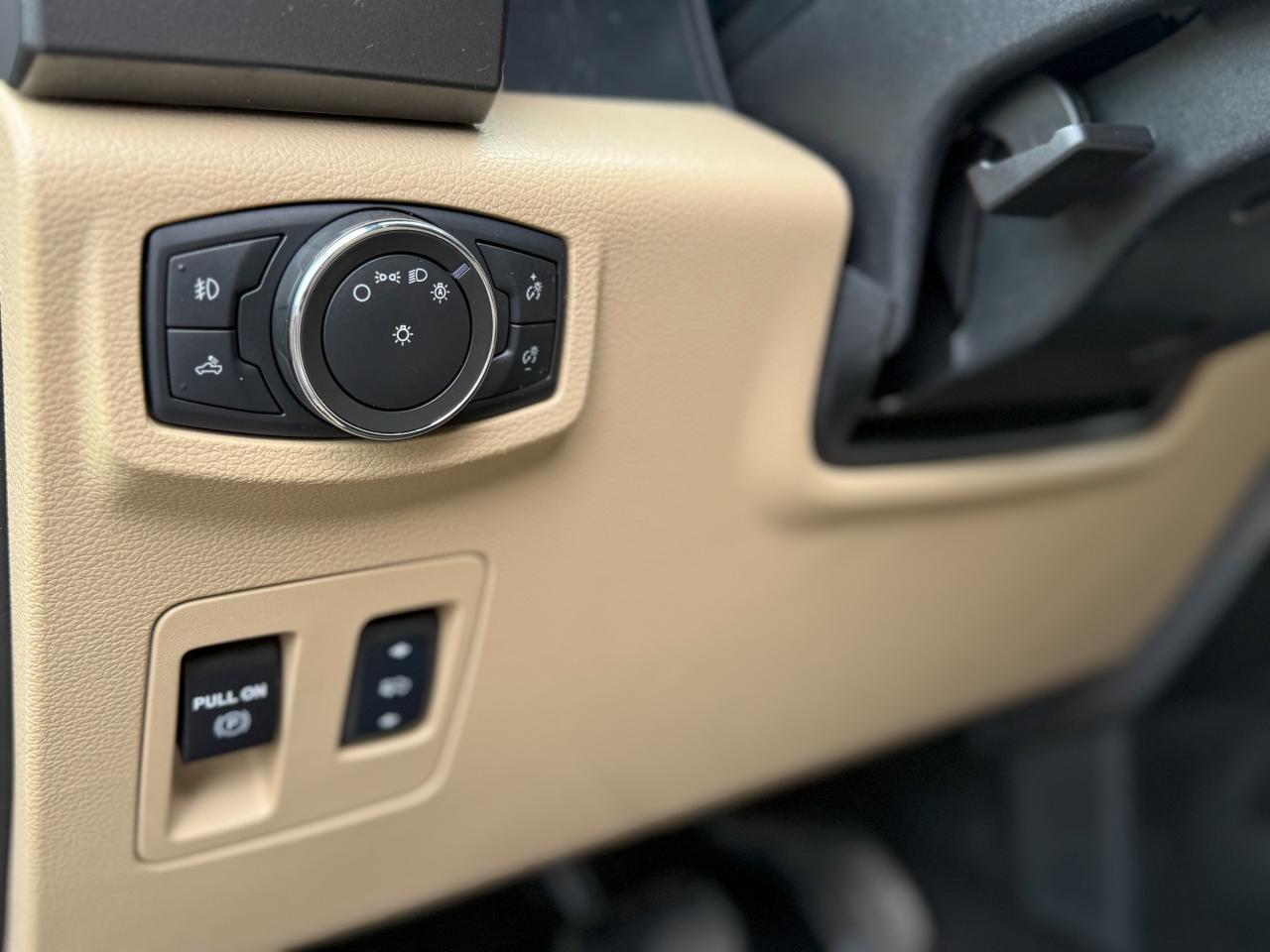 2018 Ford F-150 XLT-4WD/XTR PKG/SUPERCREW/NAVI/CAMERA/REMOTE/5L Photo