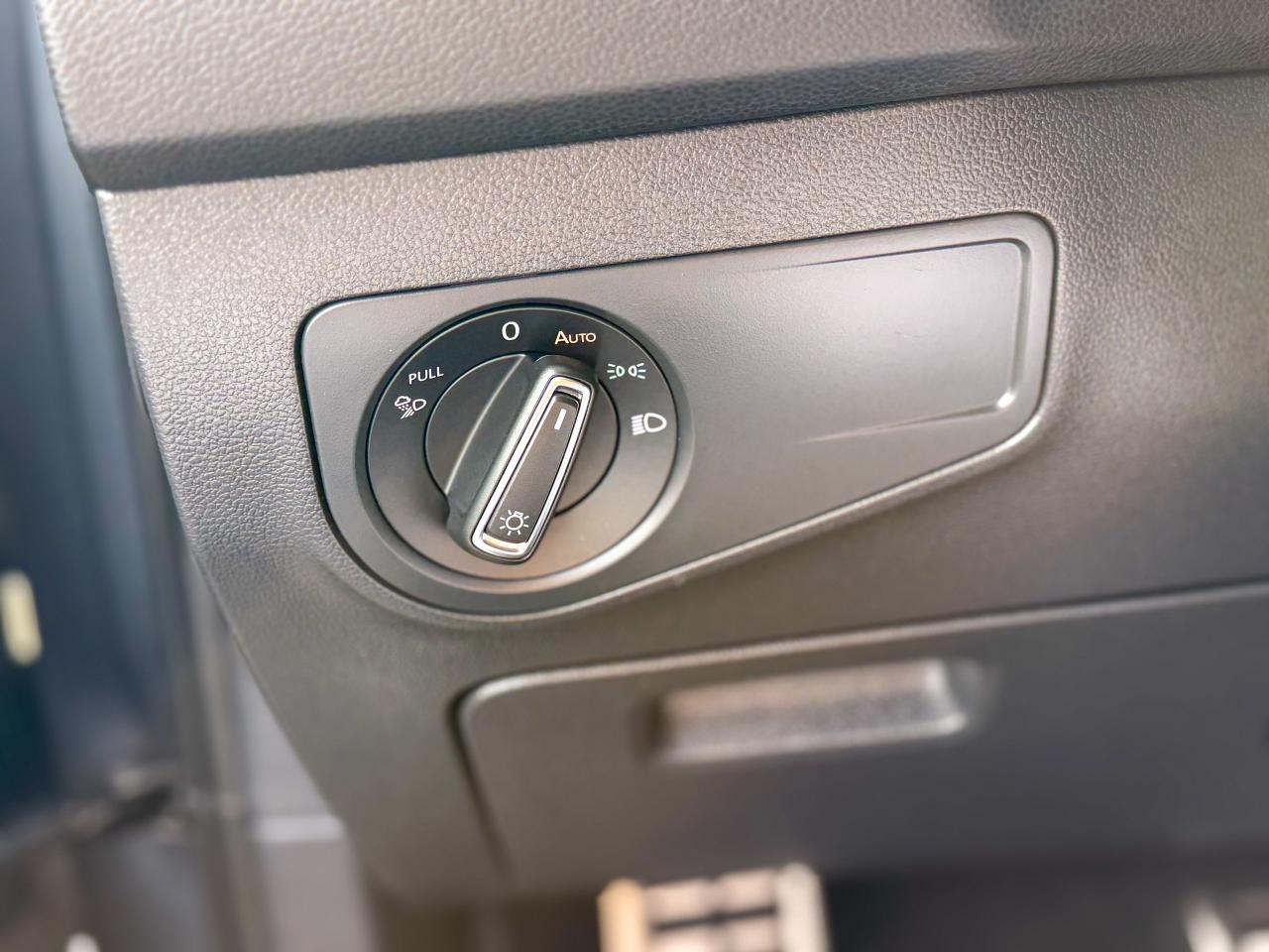 2024 Volkswagen Tiguan Highline R-Line 4MOTION/BSM/NAVI/360 CAMERA/REMOTE Photo