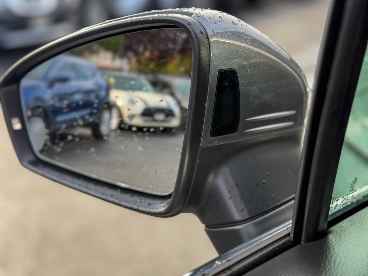 2024 Volkswagen Tiguan Highline R-Line 4MOTION/BSM/NAVI/360 CAMERA/REMOTE Photo