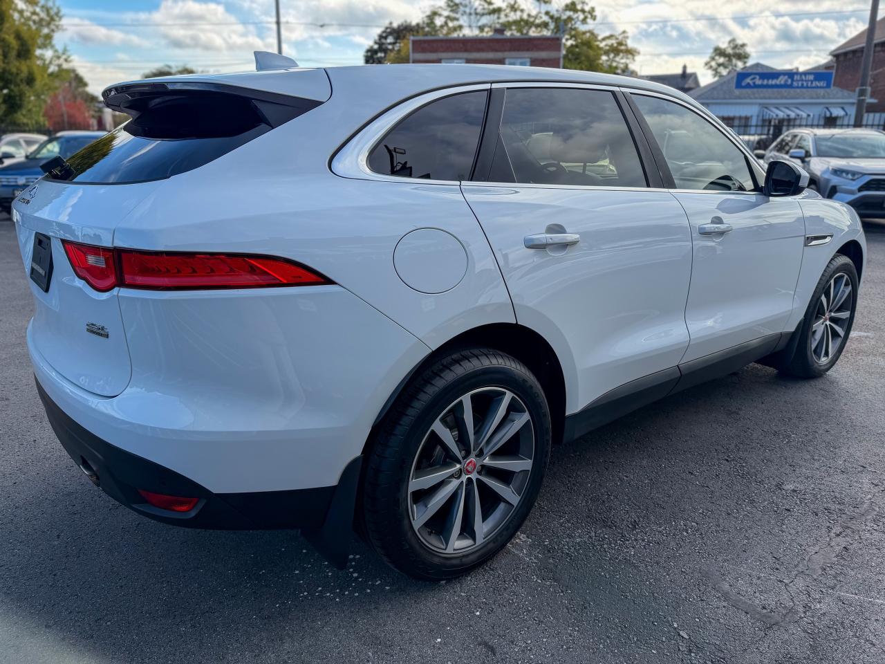 2018 Jaguar F-PACE Prestige 25T-AWD/BSM/NAVI/PANO/CAMERA/LOW KM/2L Photo