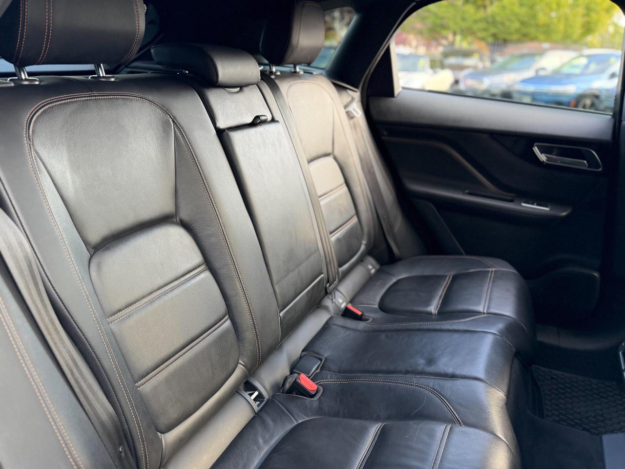 2018 Jaguar F-PACE Prestige 25T-AWD/BSM/NAVI/PANO/CAMERA/LOW KM/2L Photo