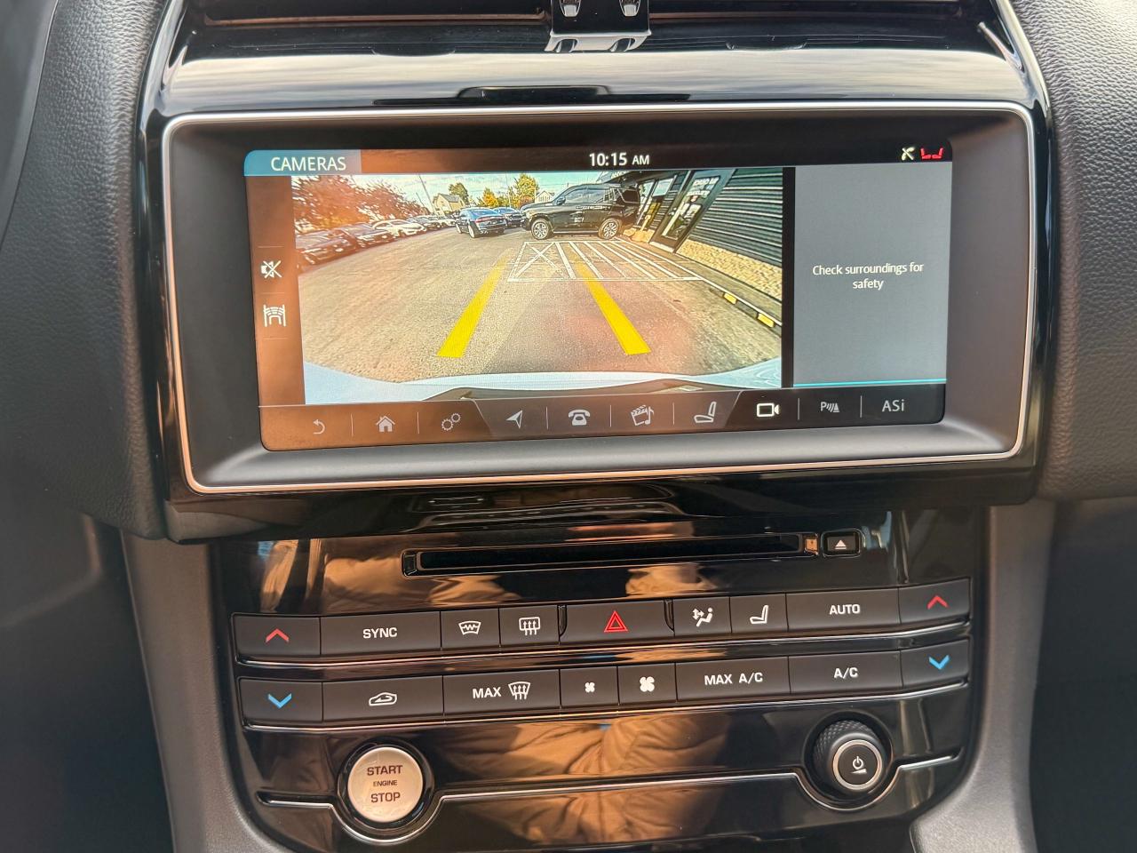 2018 Jaguar F-PACE Prestige 25T-AWD/BSM/NAVI/PANO/CAMERA/LOW KM/2L Photo