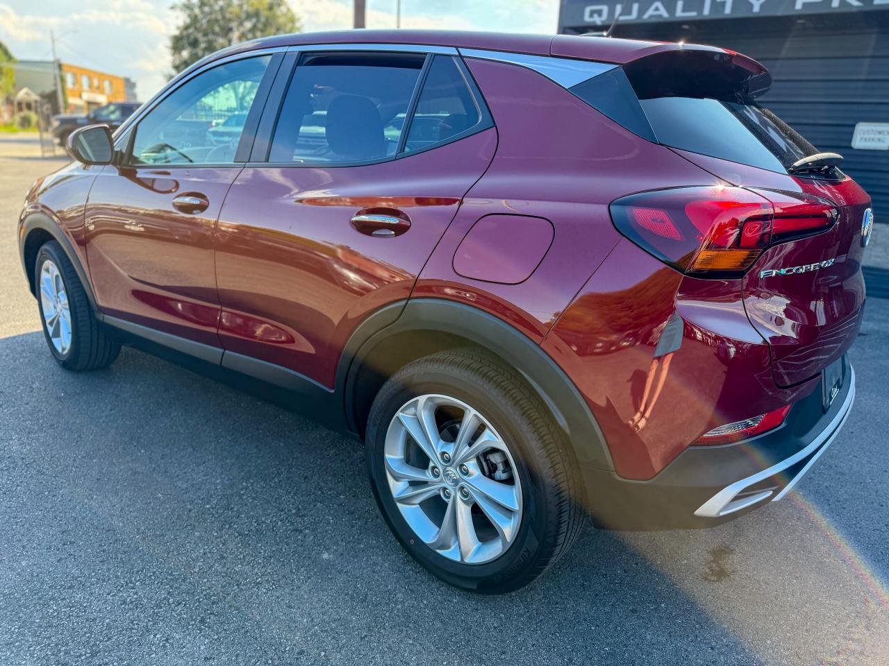 2023 Buick Encore GX Preferred/ 1 OWNER/LOW KM/ACC/REMOTE/CAMERA/1.2L Photo2