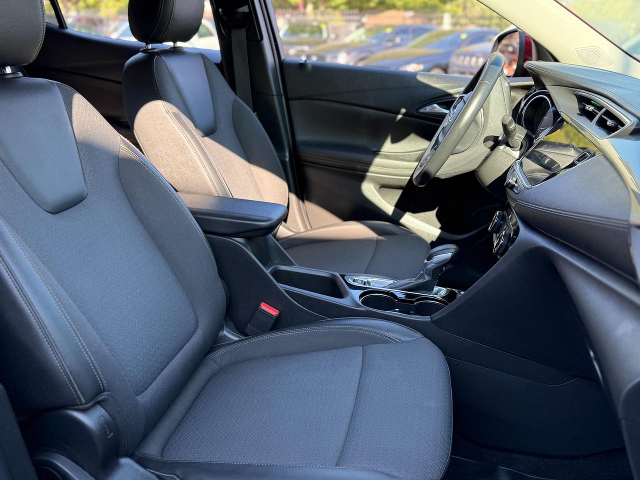 2023 Buick Encore GX Preferred/ 1 OWNER/LOW KM/ACC/REMOTE/CAMERA/1.2L Photo