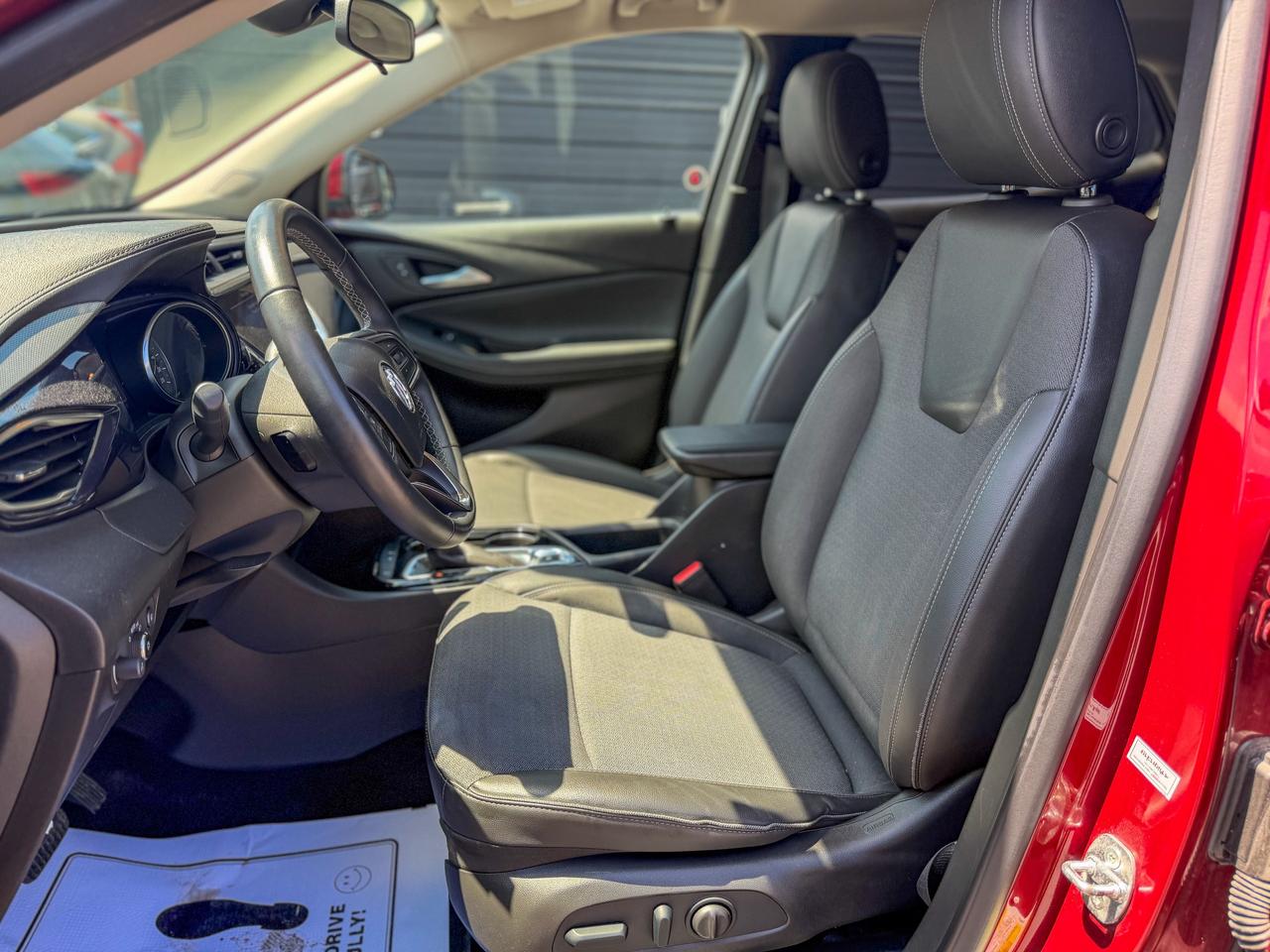 2023 Buick Encore GX Preferred/ 1 OWNER/LOW KM/ACC/REMOTE/CAMERA/1.2L Photo