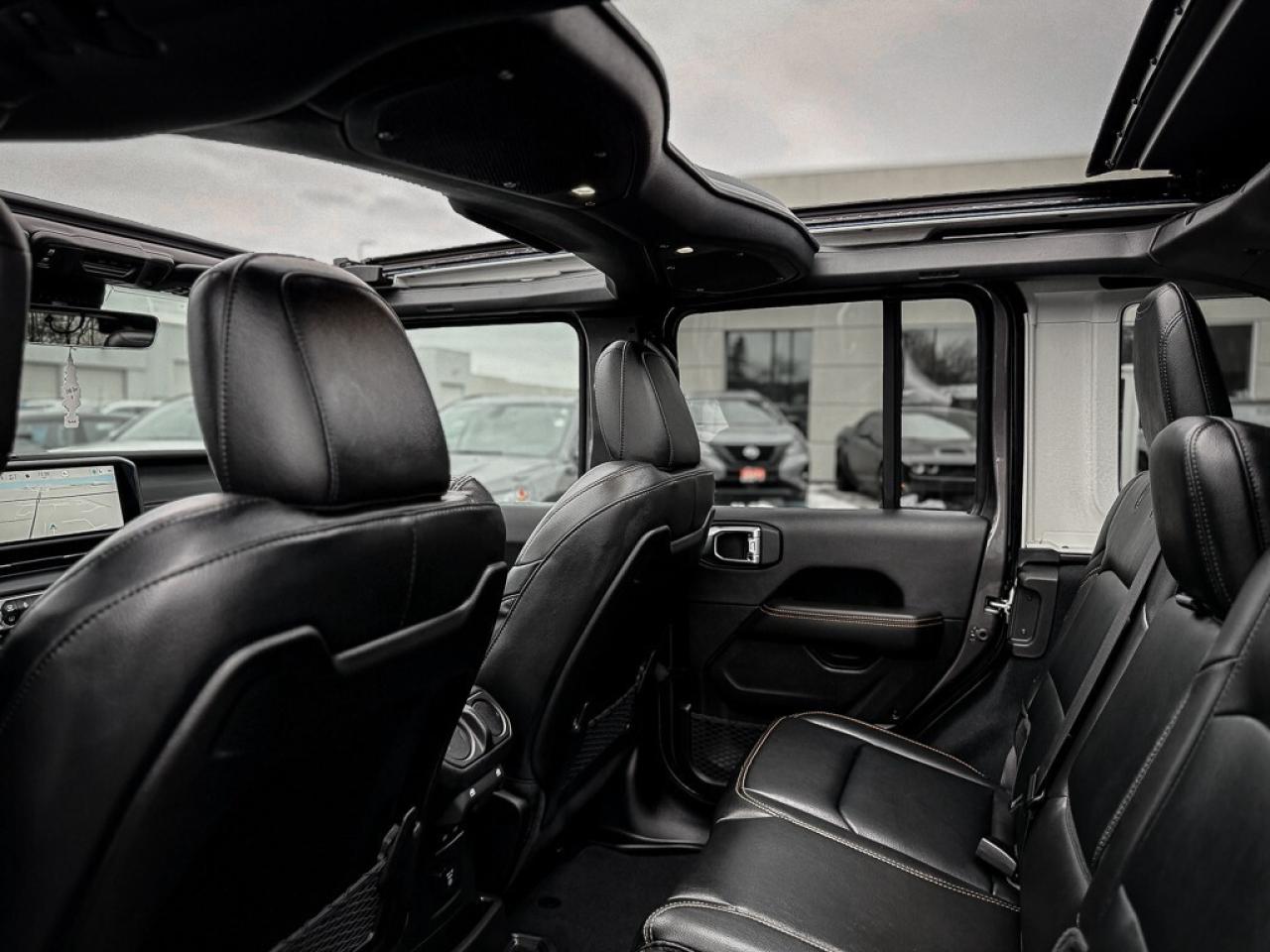 2025 Jeep Wrangler Sahara   SKY TOP   BLINDSPOT   TOW GROUP   ALPINE Photo