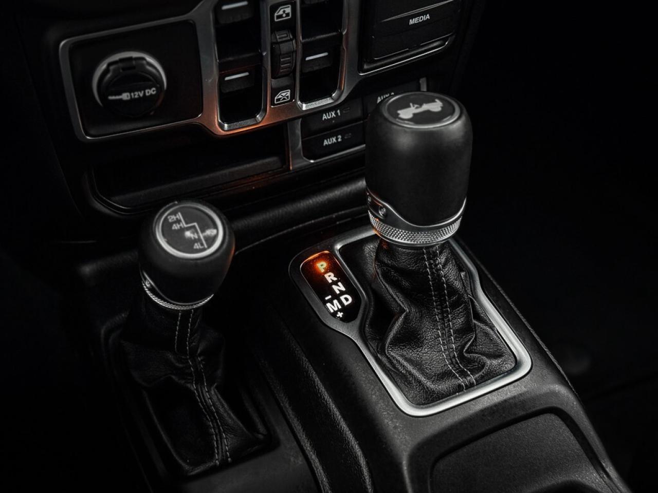 2025 Jeep Wrangler Sahara   SKY TOP   BLINDSPOT   TOW GROUP   ALPINE Photo