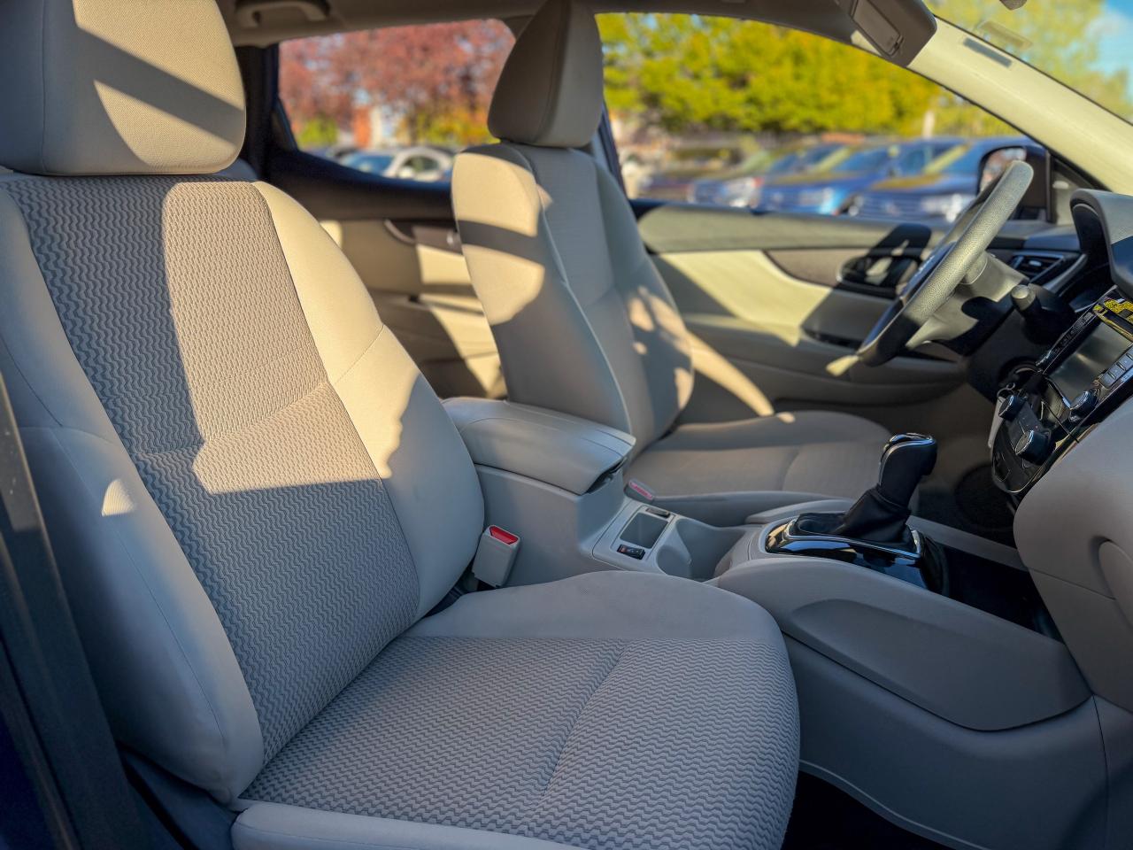 2022 Nissan Qashqai S/BSM/CAMERA/FULL SERVICE RECORDS/NO ACCIDENTS/2L Photo