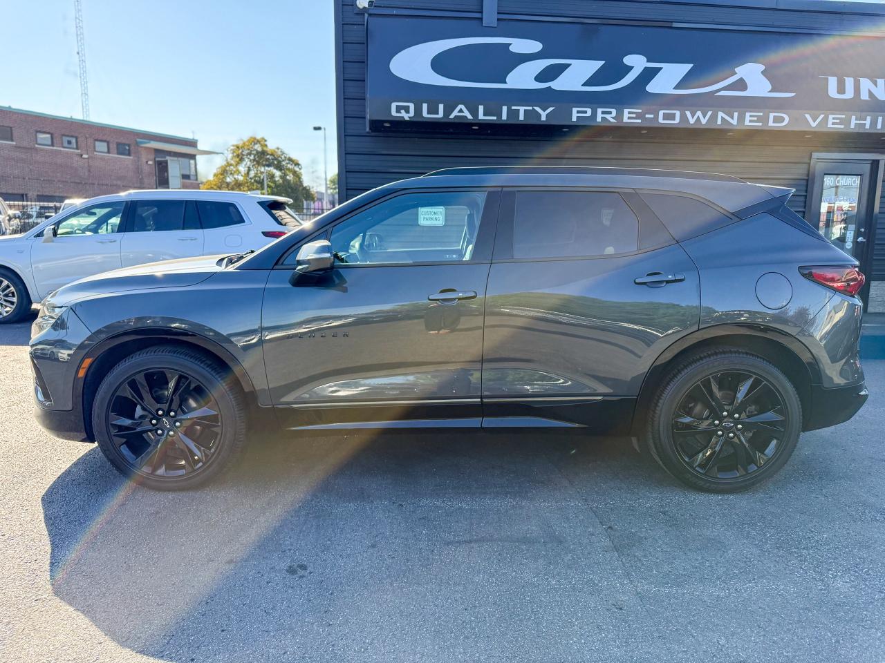 2019 Chevrolet Blazer RS-3.6L/AWD/NAVI/PANO/REMOTE/BSM/BACK UP CAMERA Photo