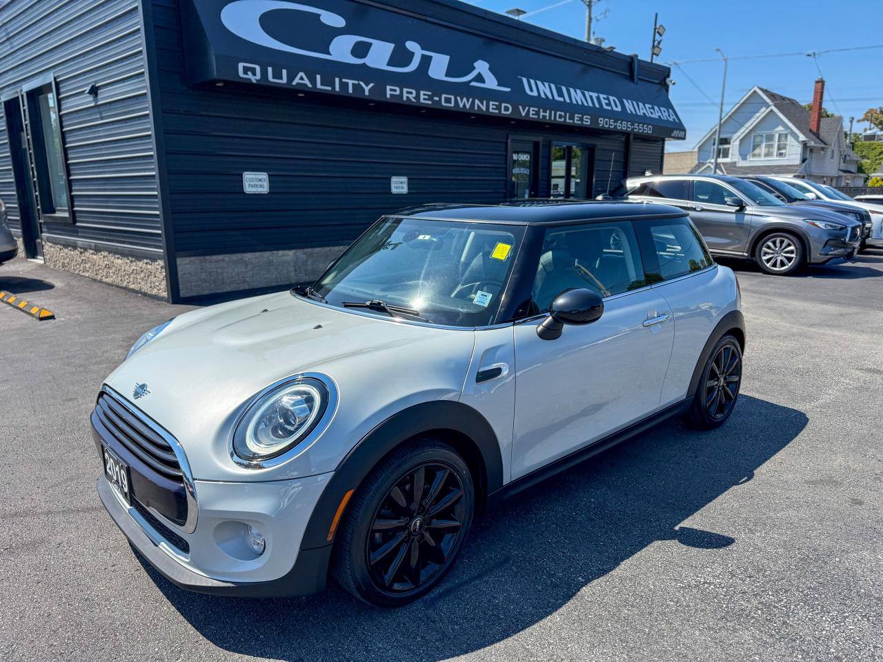 2019 MINI 3 Door Cooper/NAVIGATION/CAMERA/ROOF/LOW KM/1.5 L Photo0