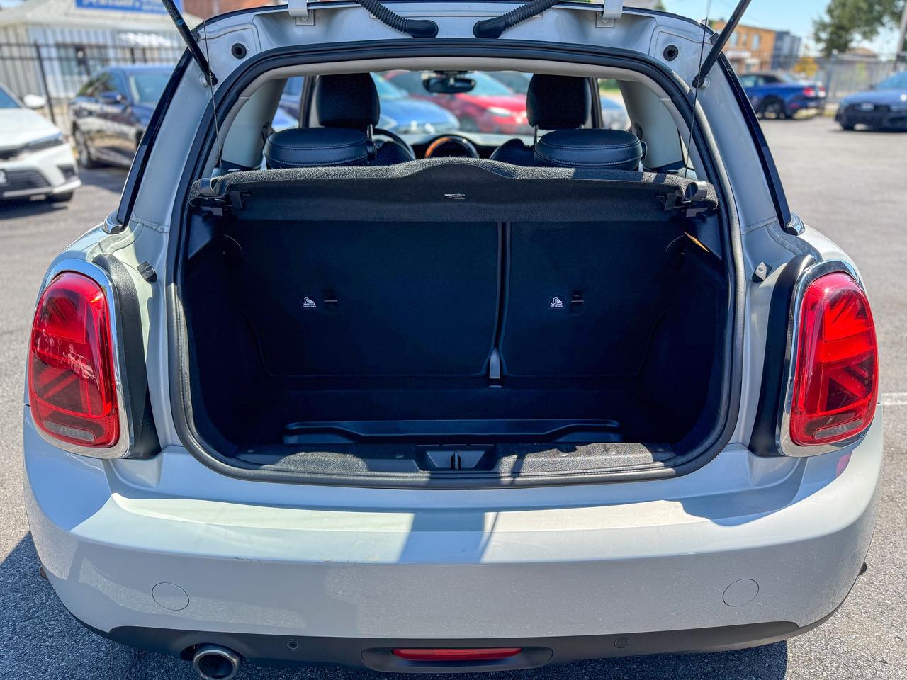 2019 MINI 3 Door Cooper/NAVIGATION/CAMERA/ROOF/LOW KM/1.5 L Photo