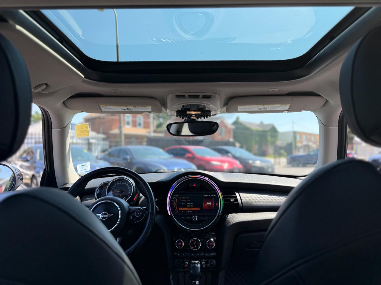 2019 MINI 3 Door Cooper/NAVIGATION/CAMERA/ROOF/LOW KM/1.5 L Photo