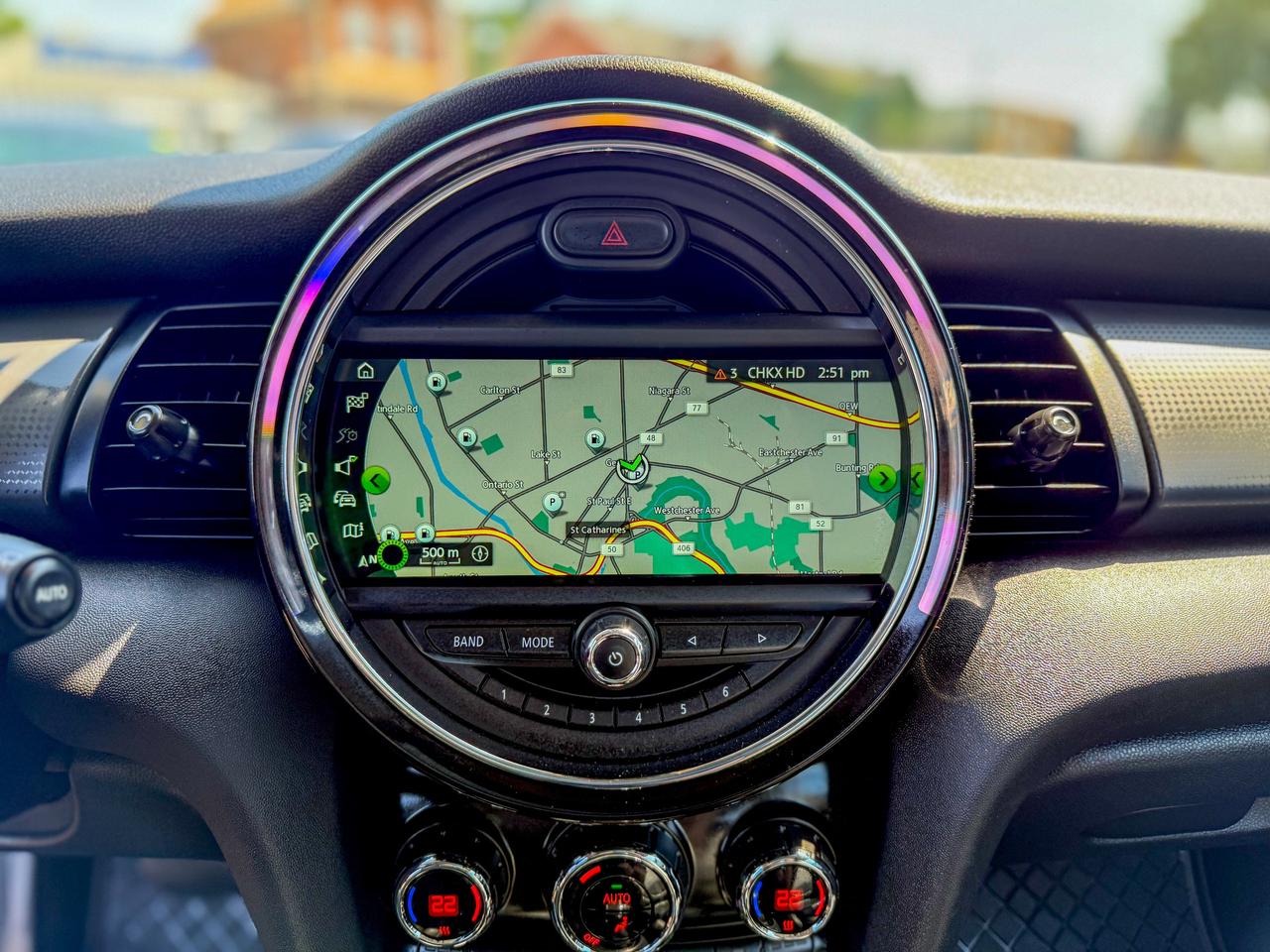 2019 MINI 3 Door Cooper/NAVIGATION/CAMERA/ROOF/LOW KM/1.5 L Photo