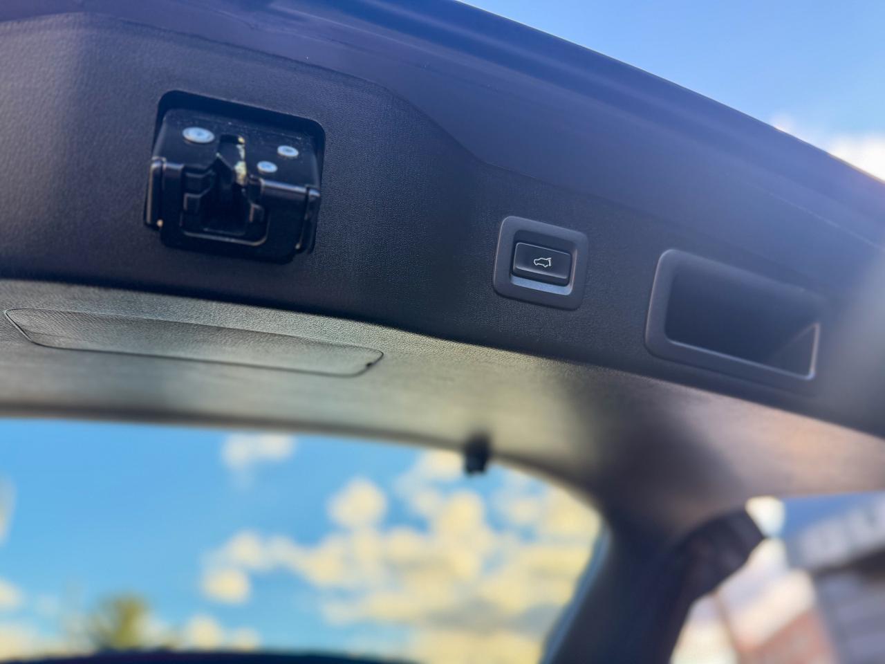 2017 Mazda CX-5 GS/NAVI/BSM/CAMERA/LEATHER/PUSH START Photo