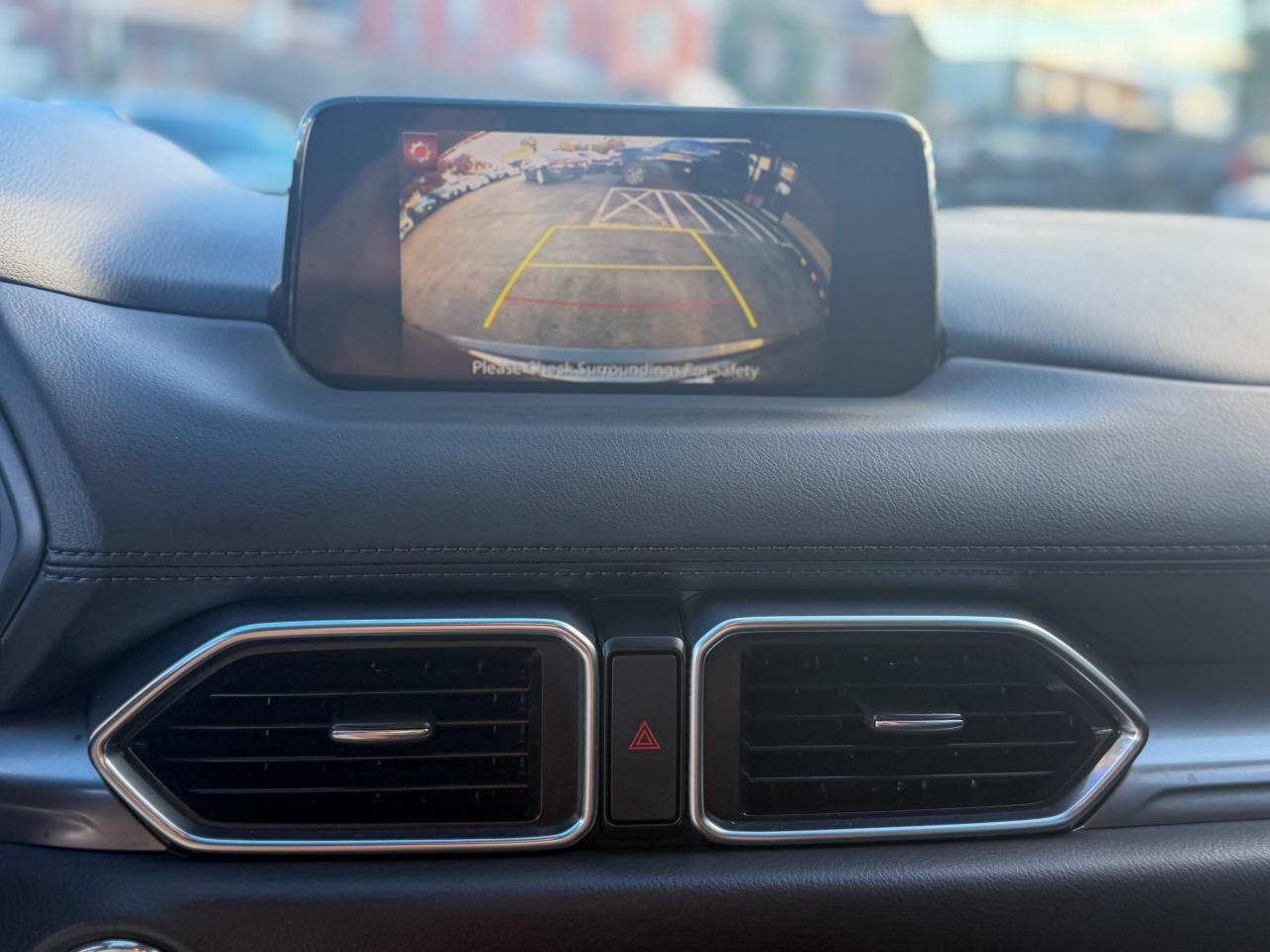 2017 Mazda CX-5 GS/NAVI/BSM/CAMERA/LEATHER/PUS START/HEATED SEATS Photo