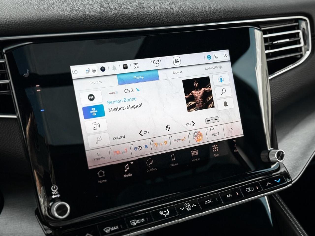 2025 Jeep Wagoneer Series III   SERIES 3   HUD   MCINTOSH AUDIO   PAN Photo