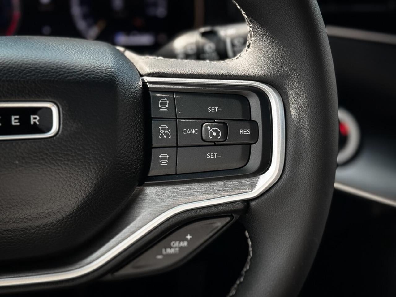 2025 Jeep Wagoneer Series III   SERIES 3   HUD   MCINTOSH AUDIO   PAN Photo