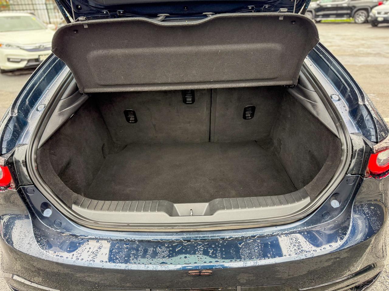 2022 Mazda Mazda3 Sport GX   BSM   CAMERA   1 OWNER   FULL SERVICE RECORDS Photo