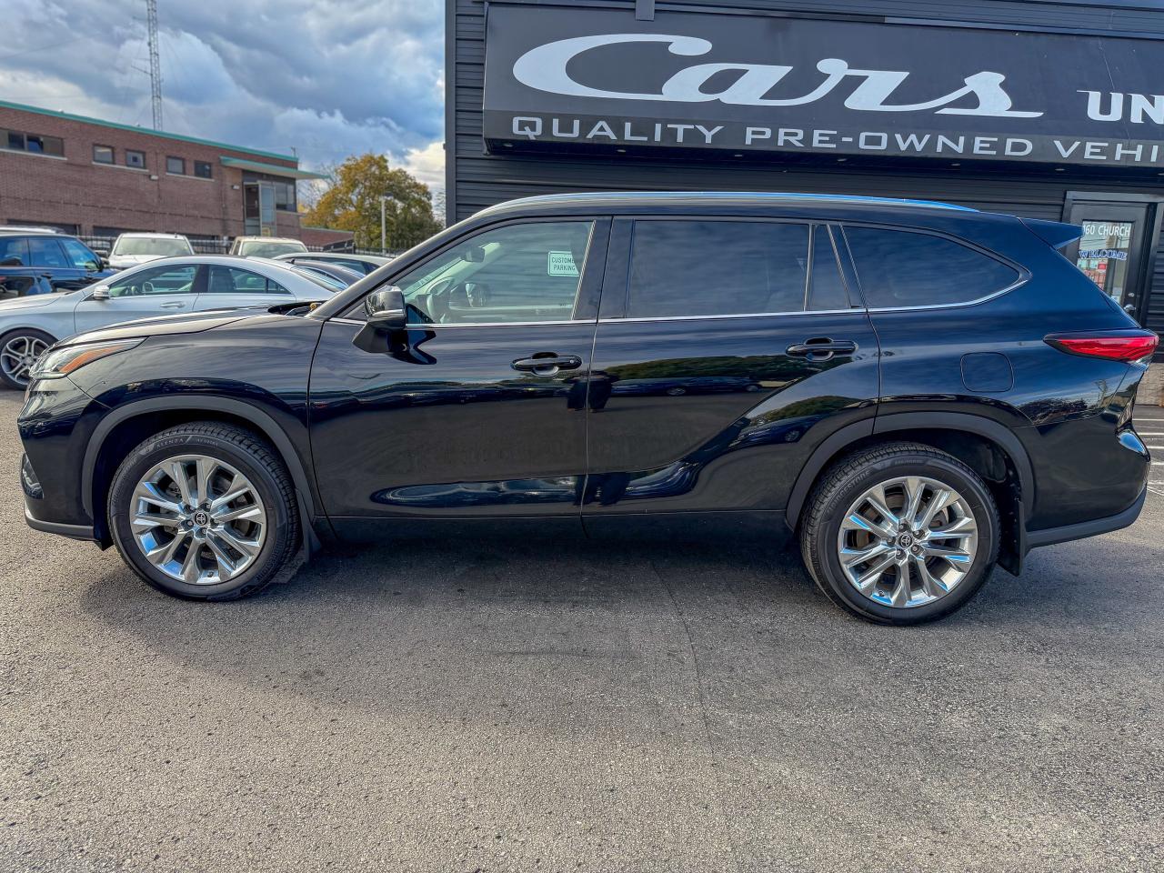 2022 Toyota Highlander Limited/AWD/8 PASS/1 OWNER/NAVI/BSM/CAMERA/PANO Photo