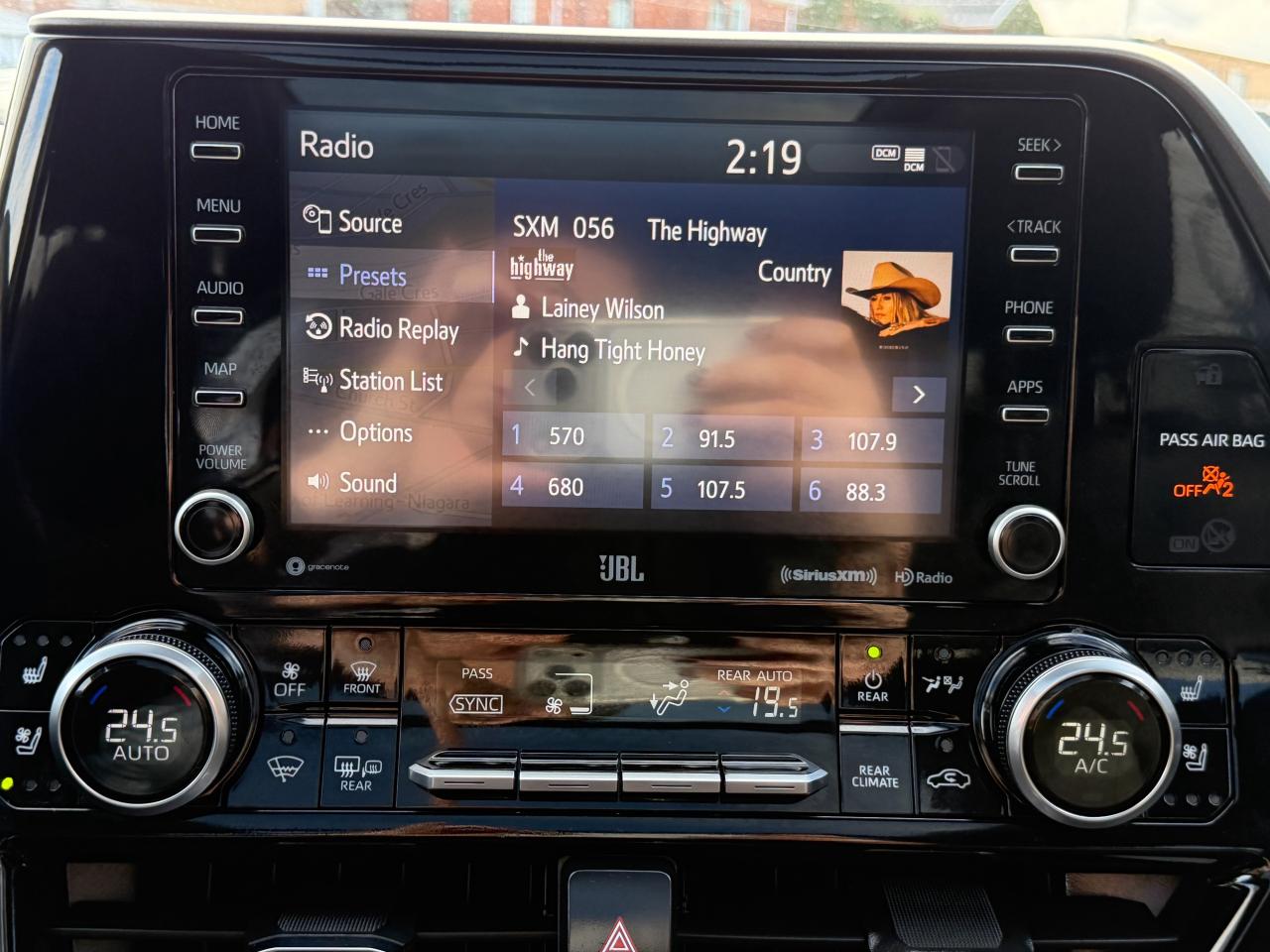 2022 Toyota Highlander Limited/AWD/8 PASS/1 OWNER/NAVI/BSM/CAMERA/PANO Photo