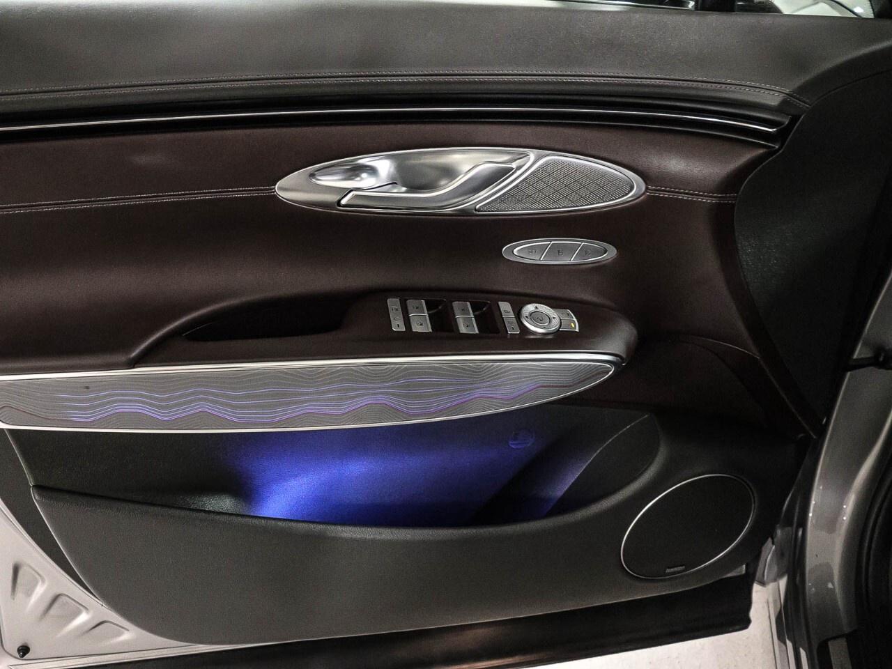 2023 Genesis GV70 2.5T Advanced Plus AWD Photo