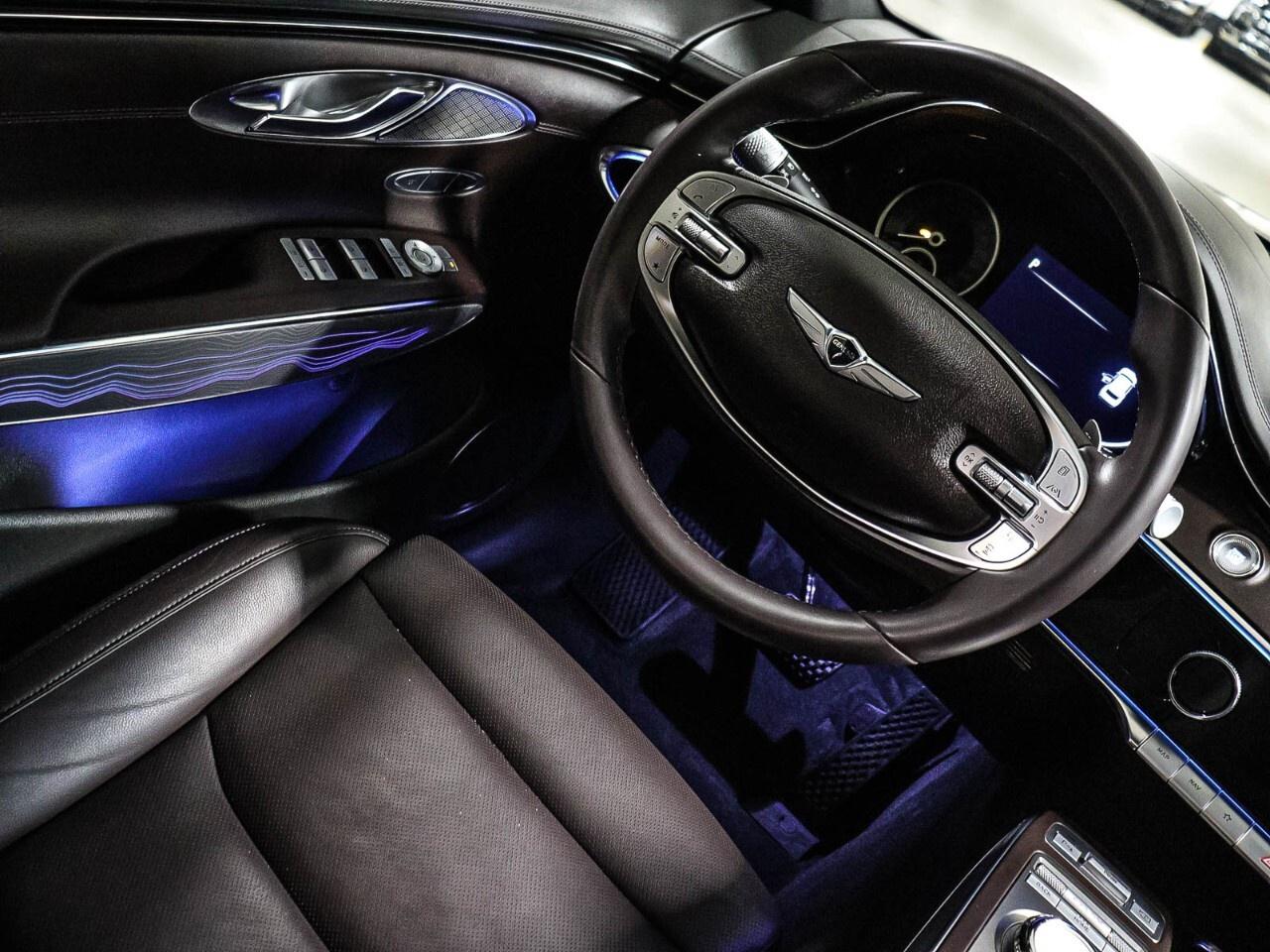 2023 Genesis GV70 2.5T Advanced Plus AWD Photo