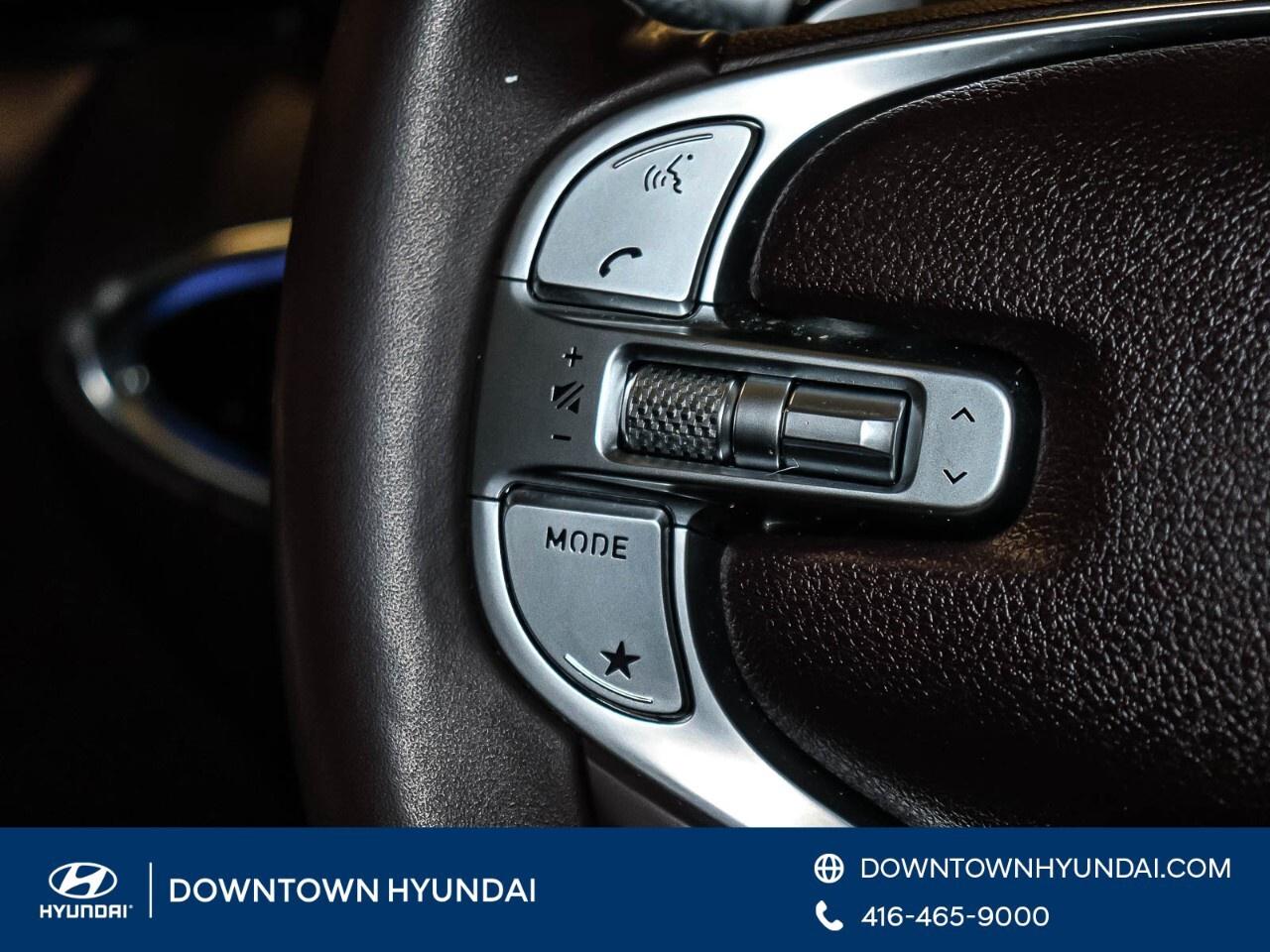 2023 Genesis GV70 2.5T Advanced Plus AWD Photo